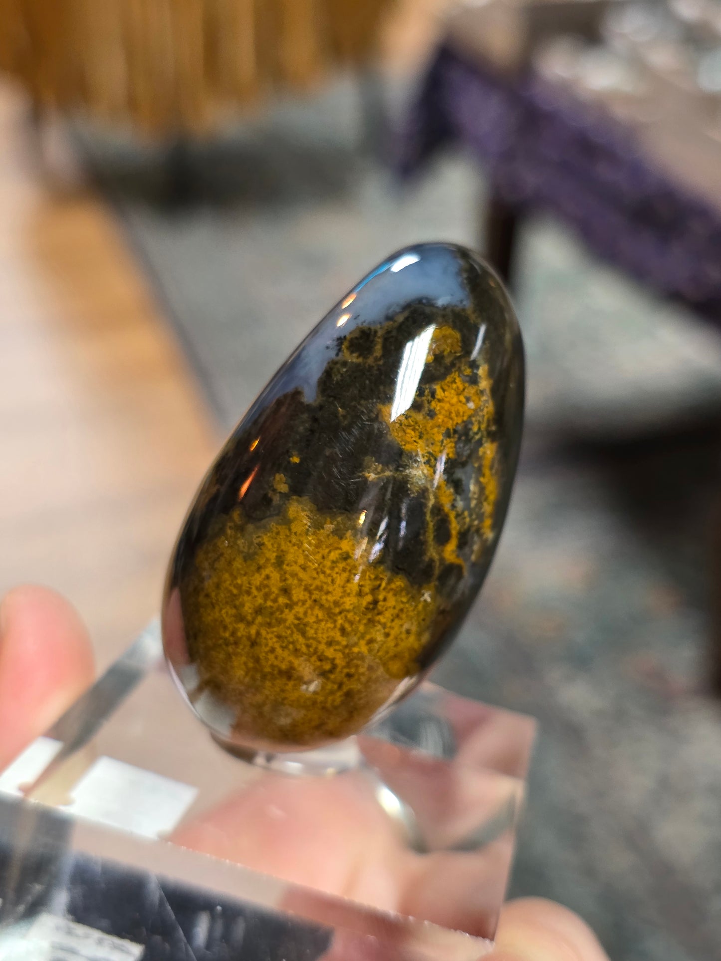 Warring State Agate Egg Carving