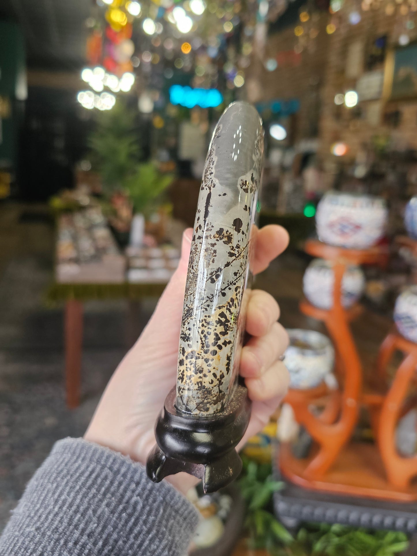Dendritic Picture Jasper Freeform on stand