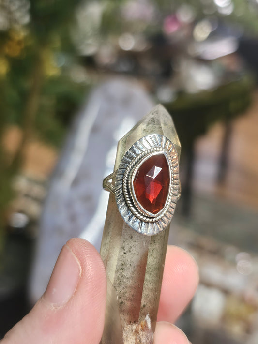 Size 7 Garnet Ring
