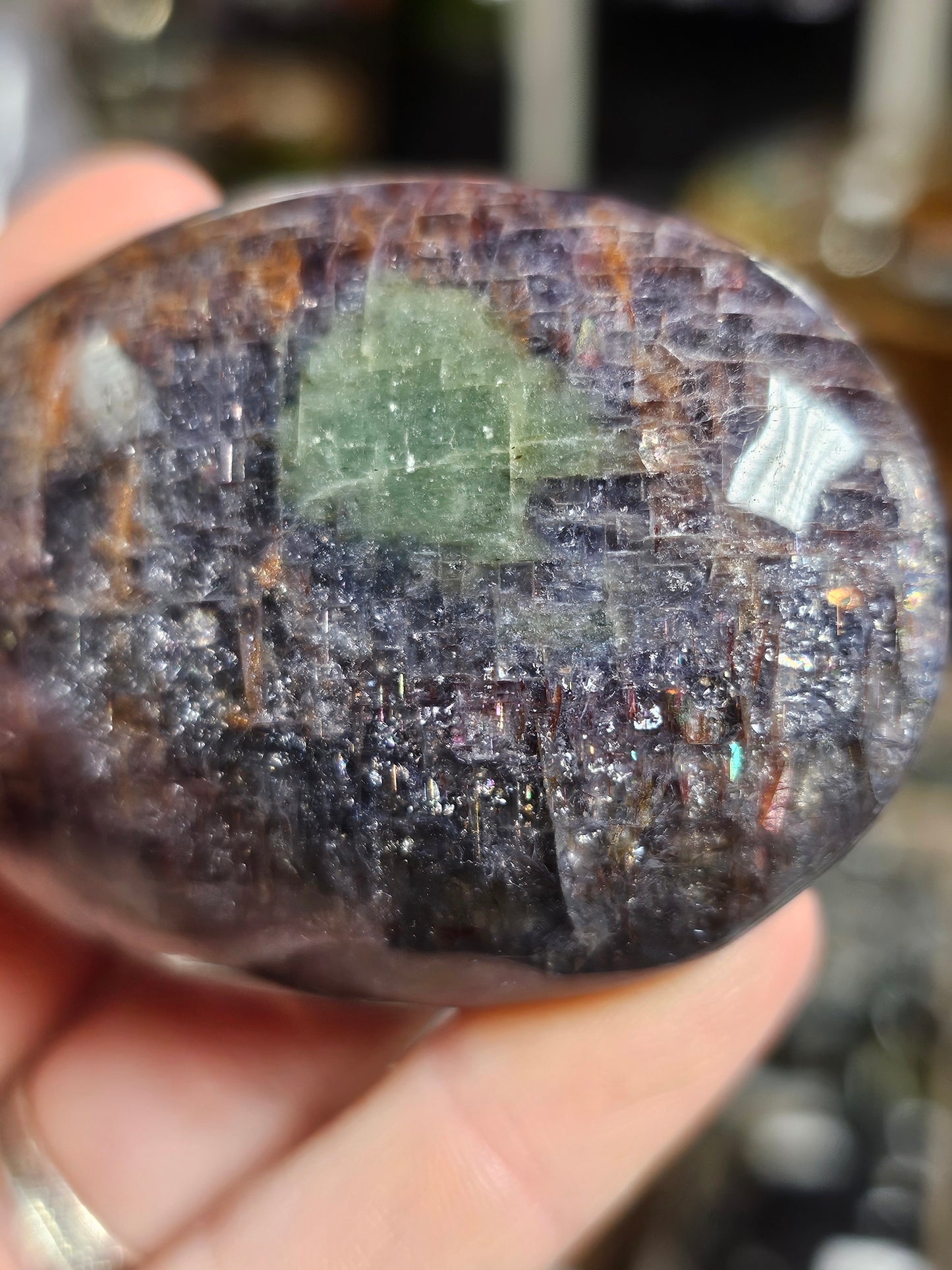 Cordierite Palmstone (lolite)