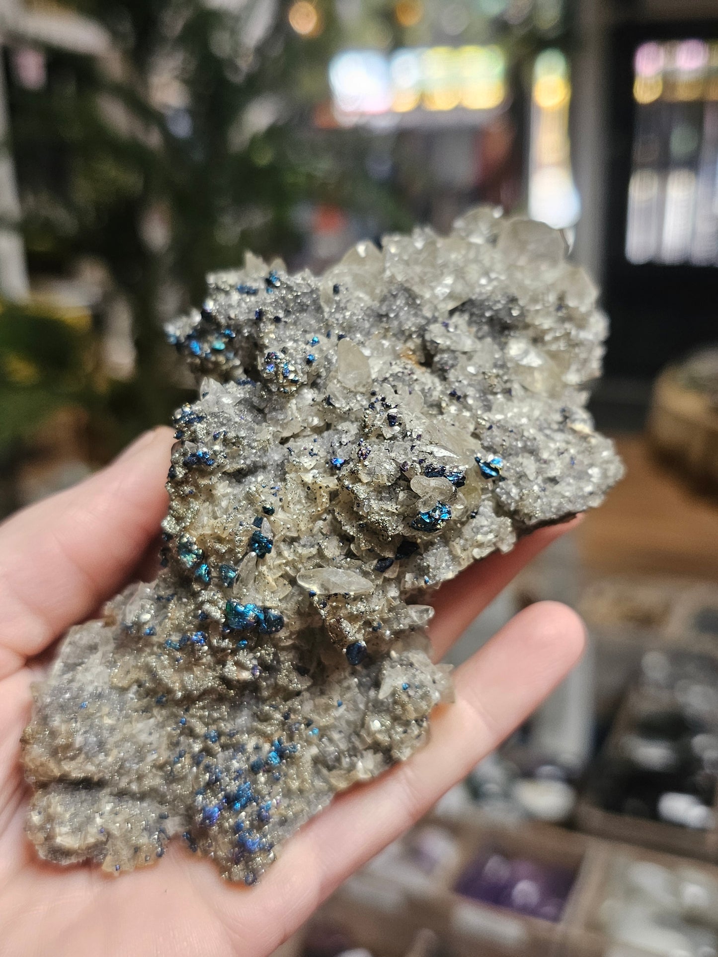 Chalcopyrite and Calcite on Druzy Quartz