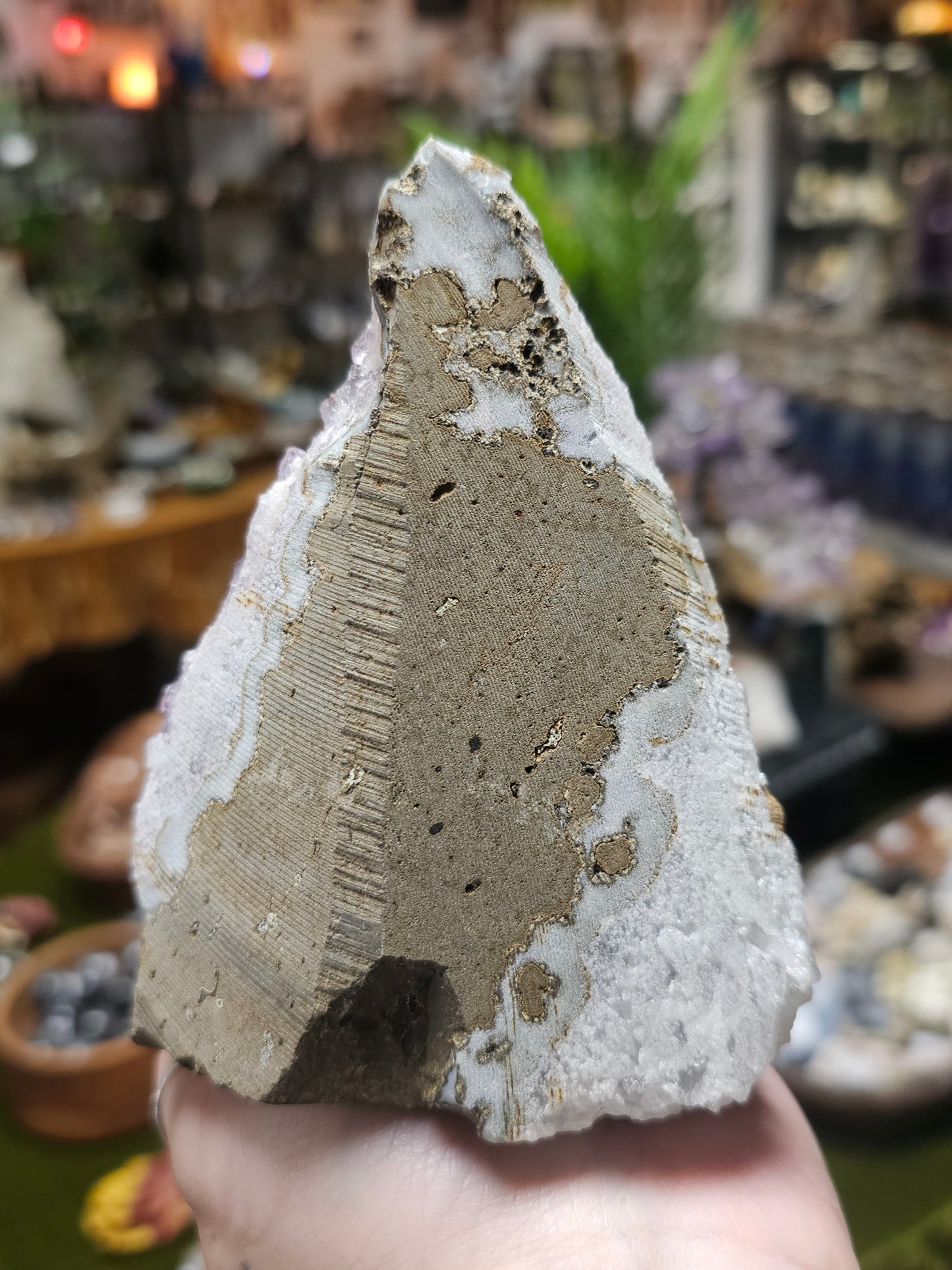 Amethyst Cut base