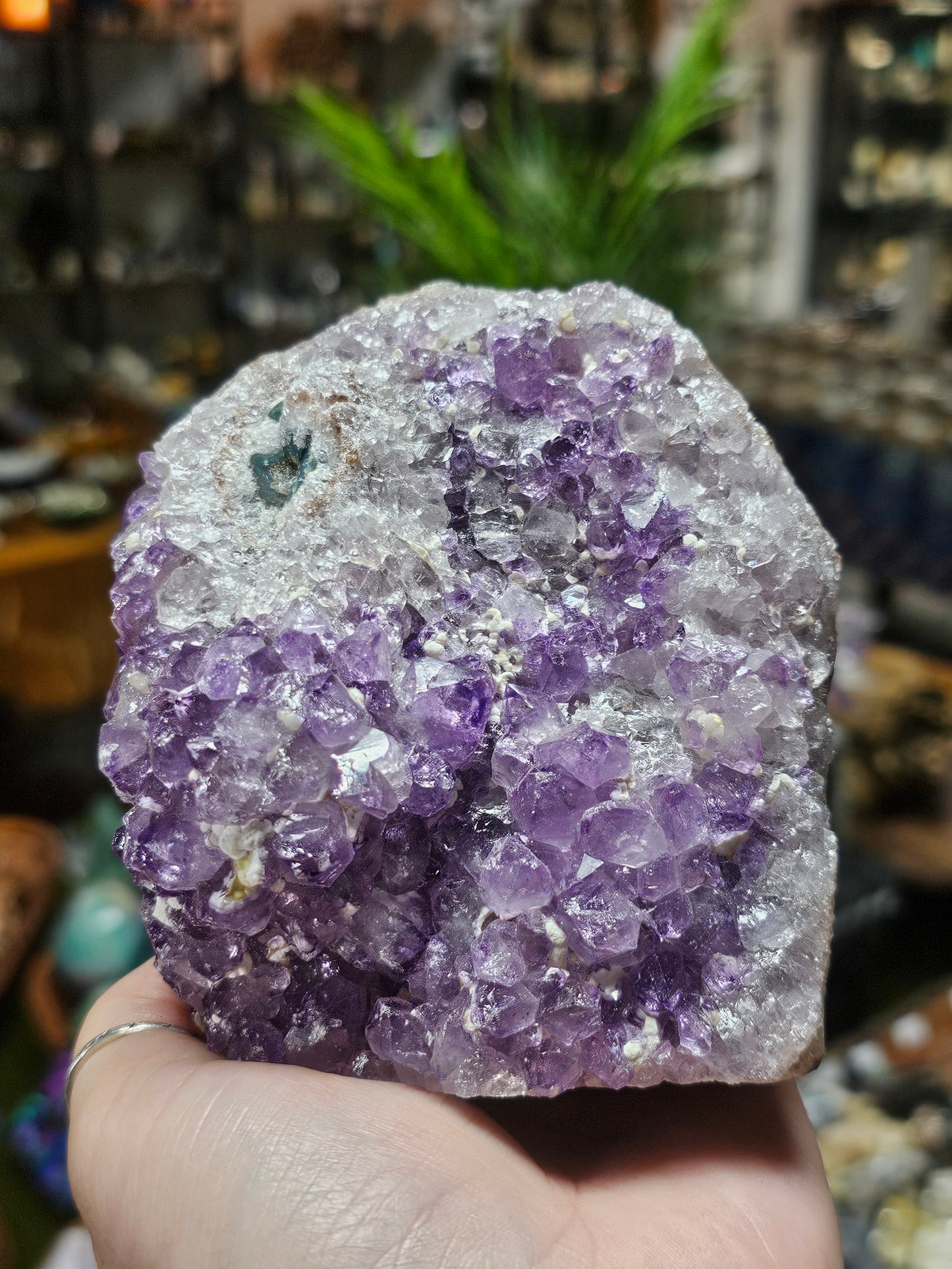 Amethyst Cut base