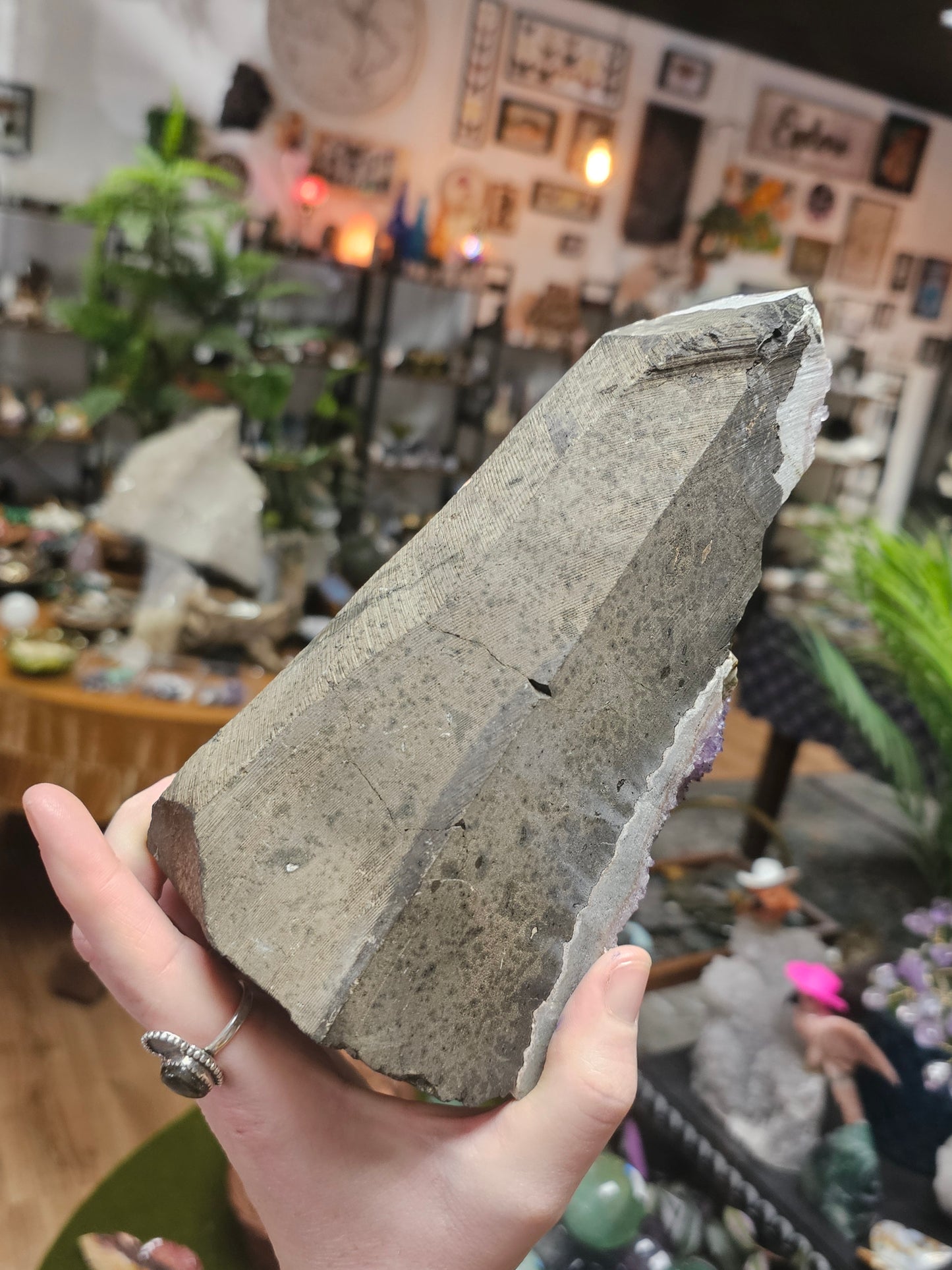 Amethyst Cut base