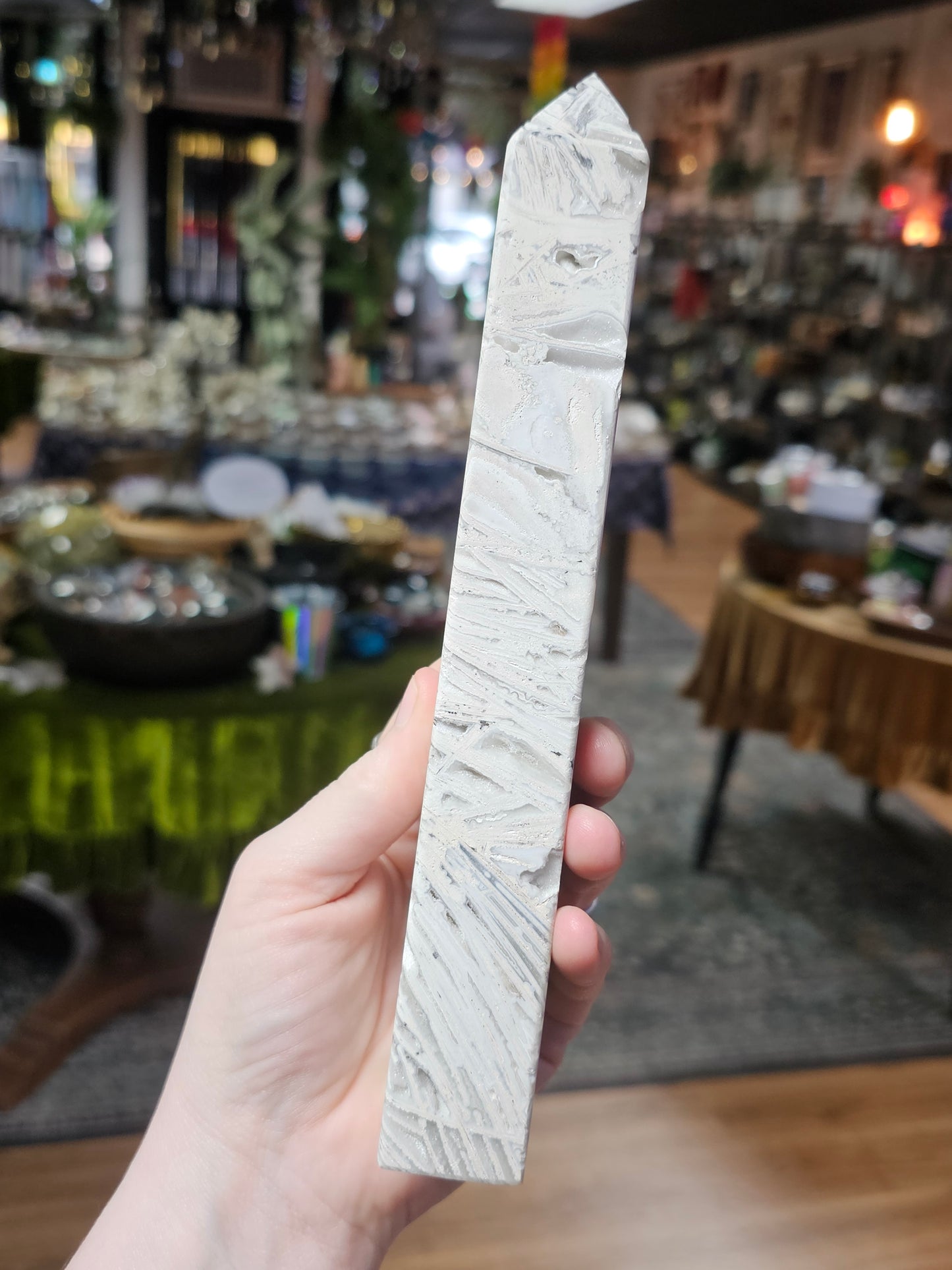 Lattice Lace Agate Tower