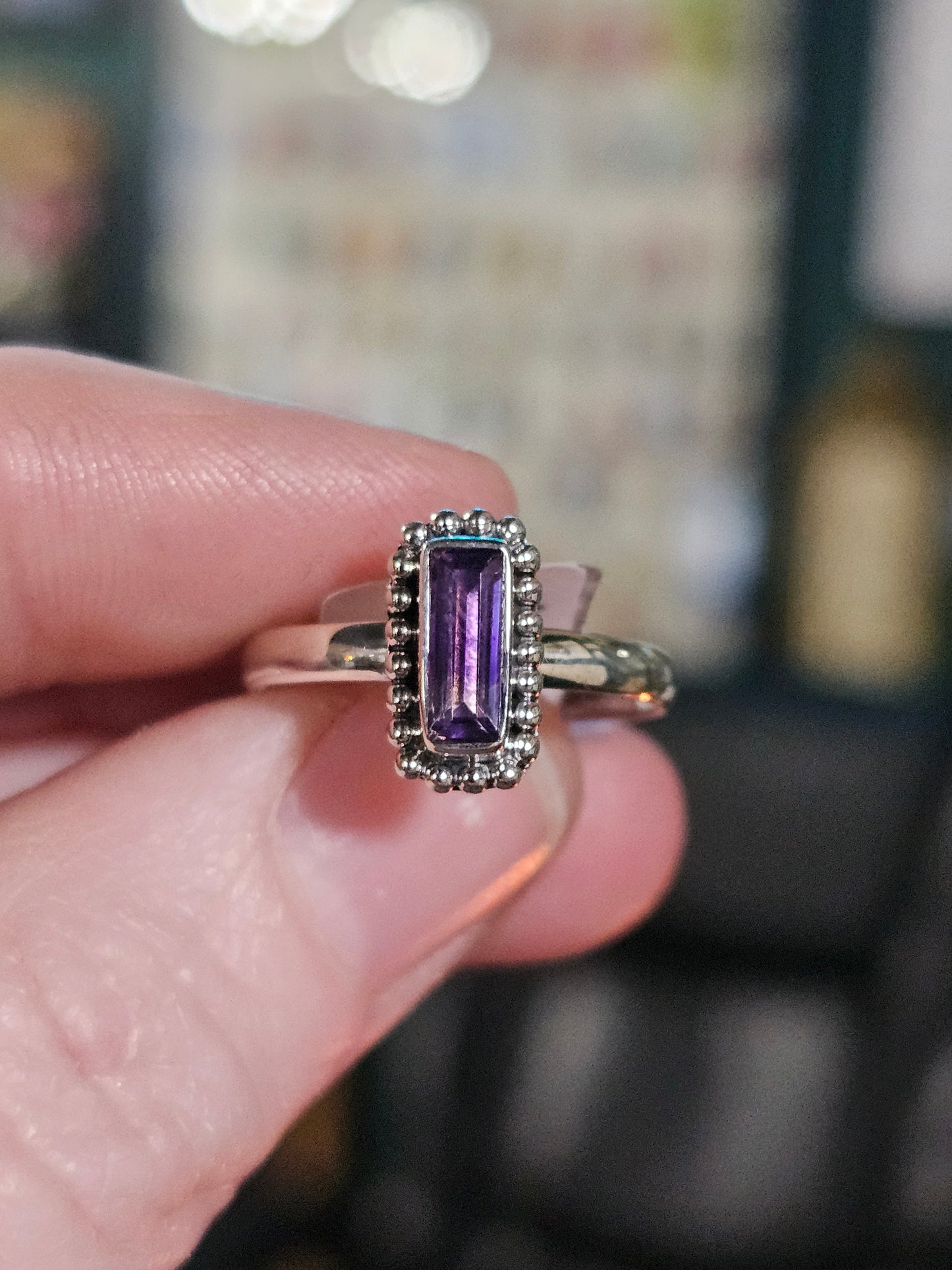 Size 8 Amethyst Ring