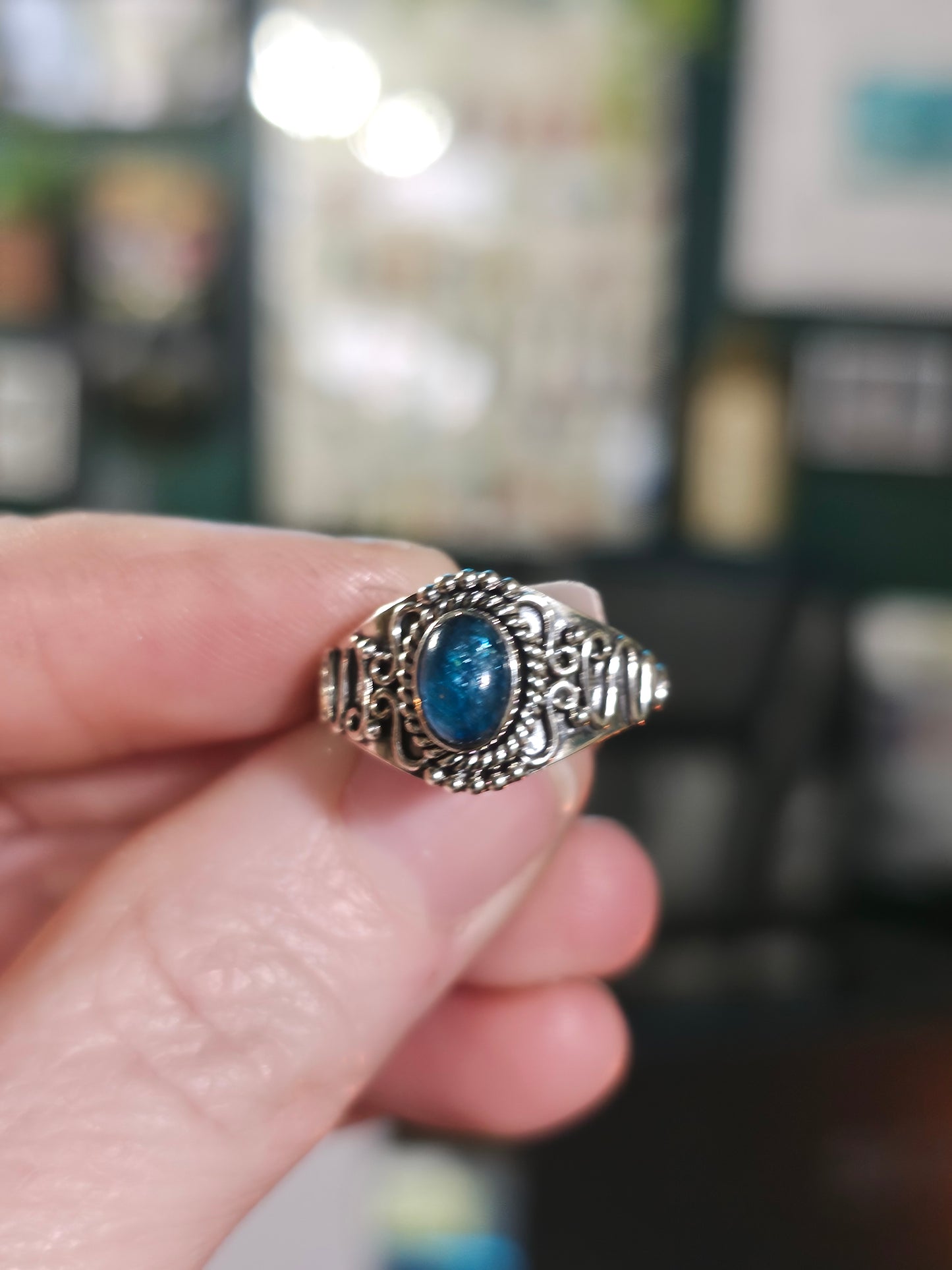 Size 8 Blue Apatite Ring