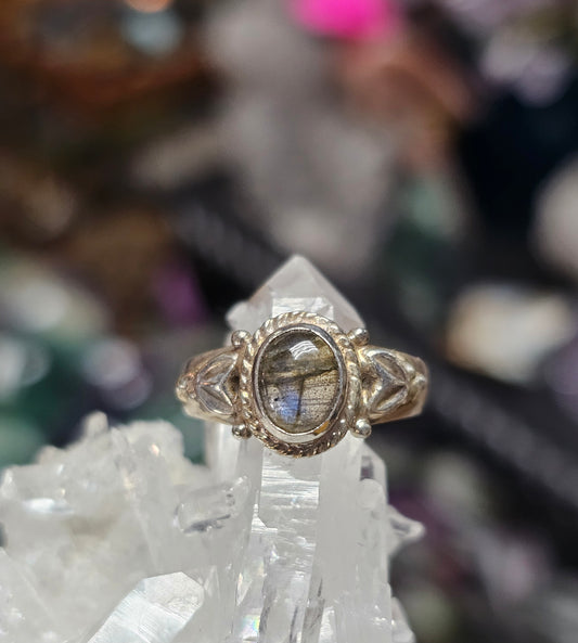 Size 7 Labradorite Ring