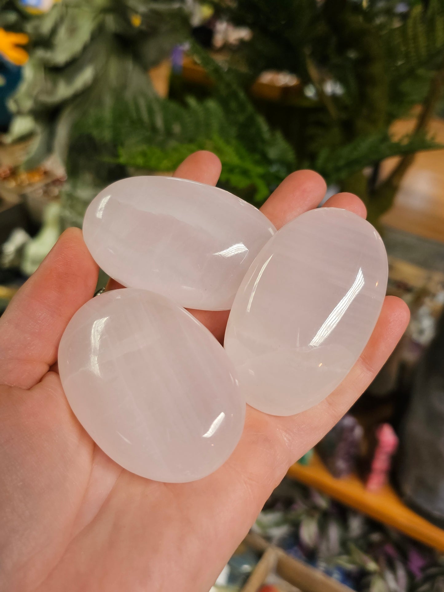 Mangano Calcite Palmstone