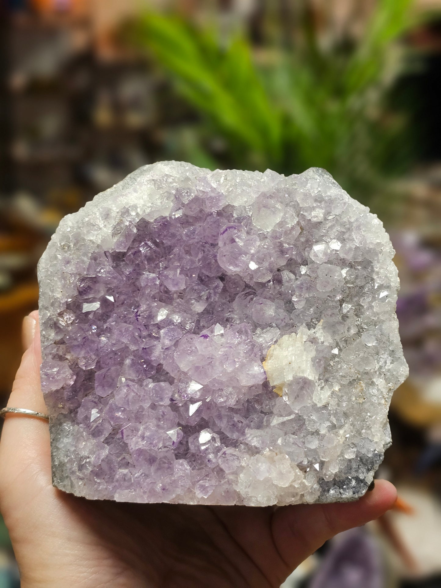 Amethyst Cut base