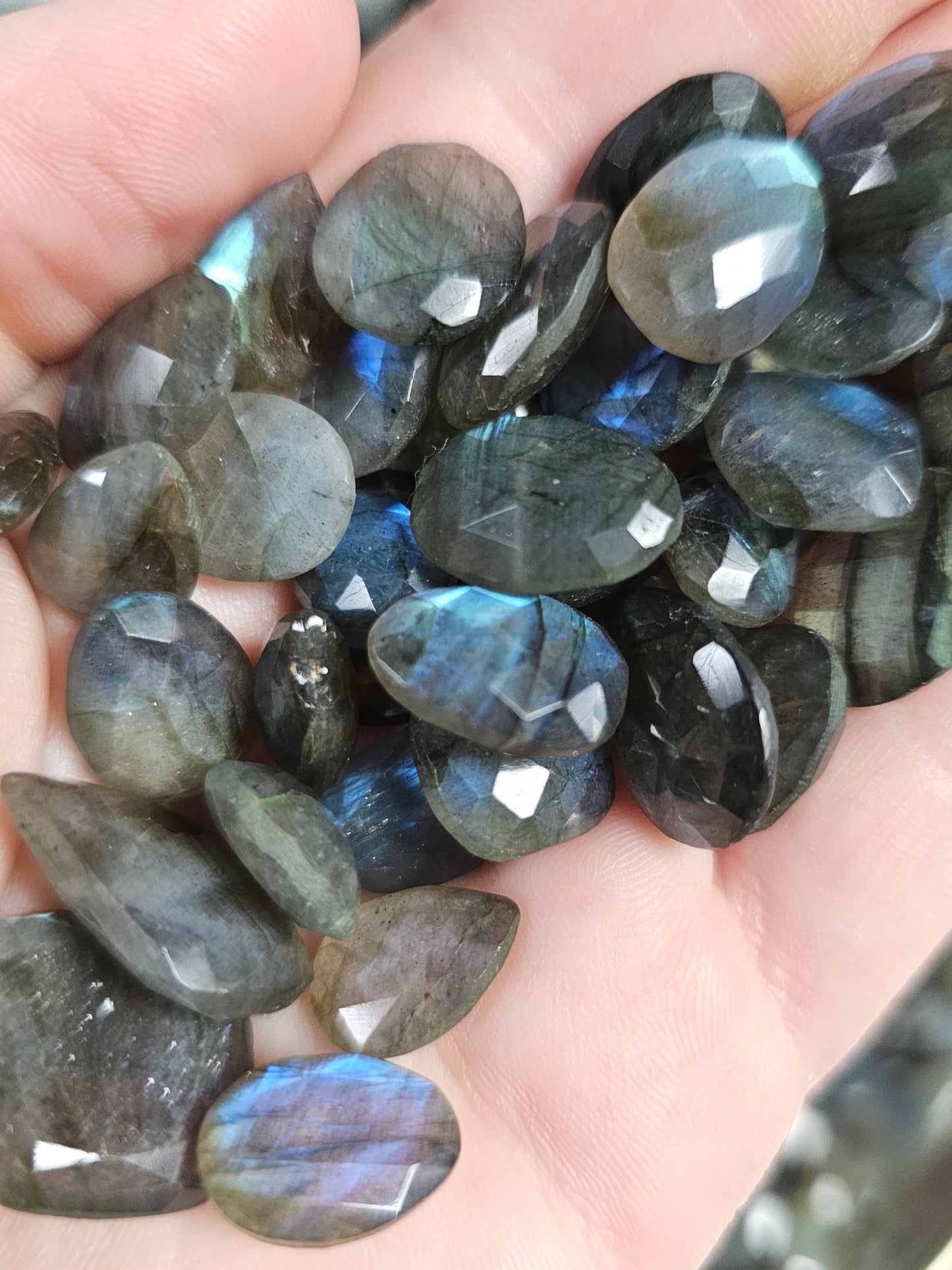 Labradorite Facets