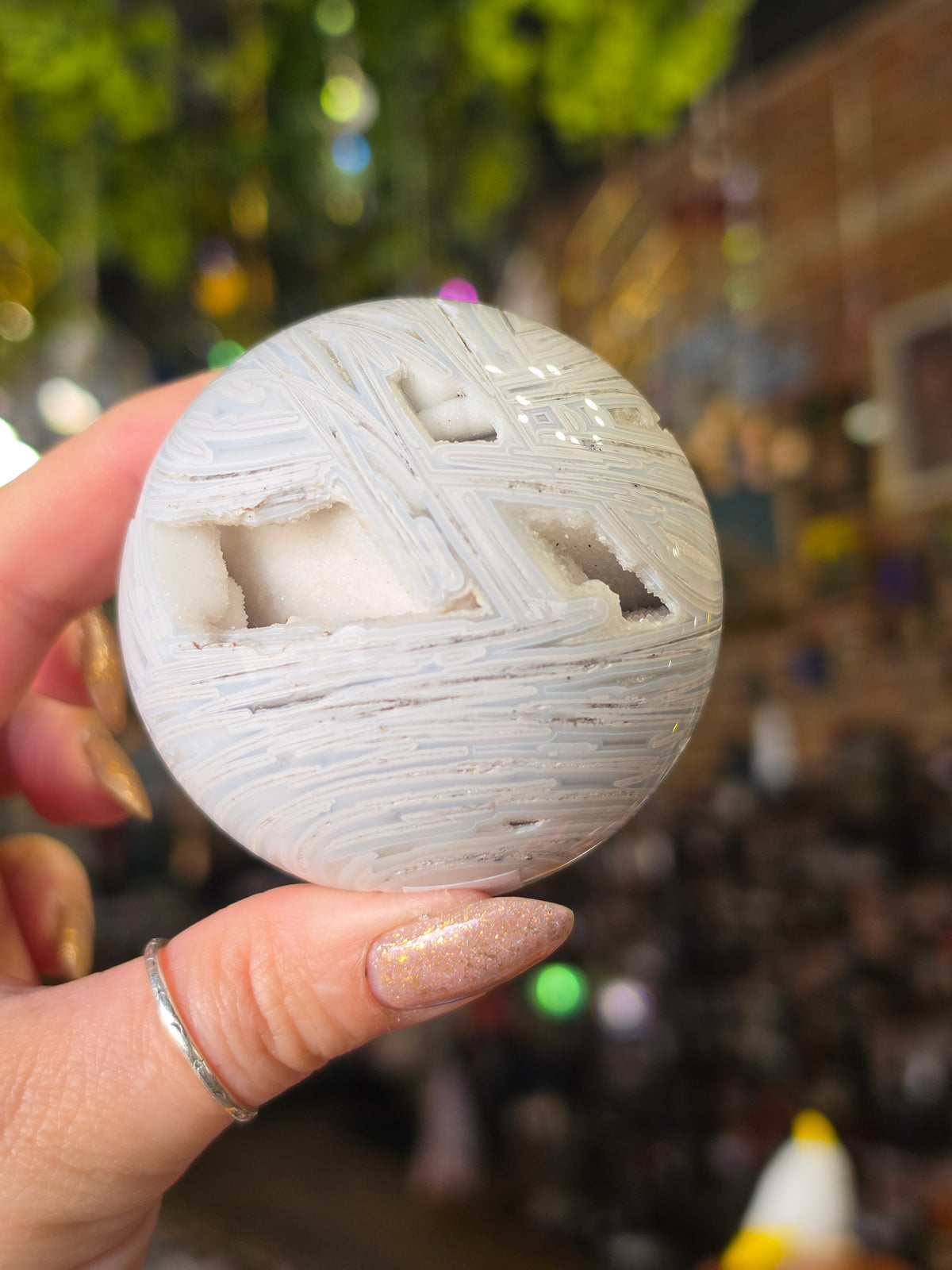 Lattice Lace Agate Sphere