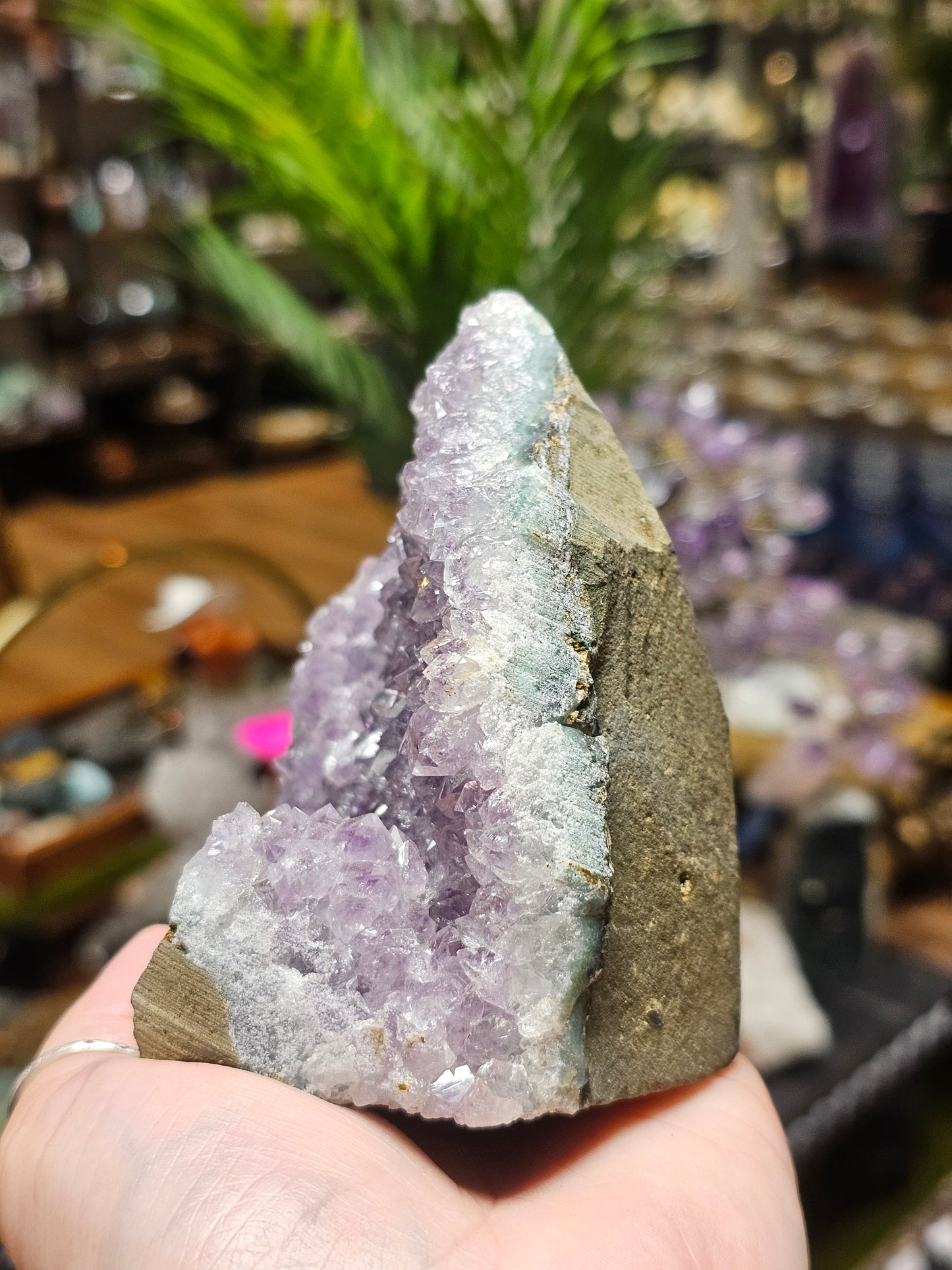 Amethyst cut base