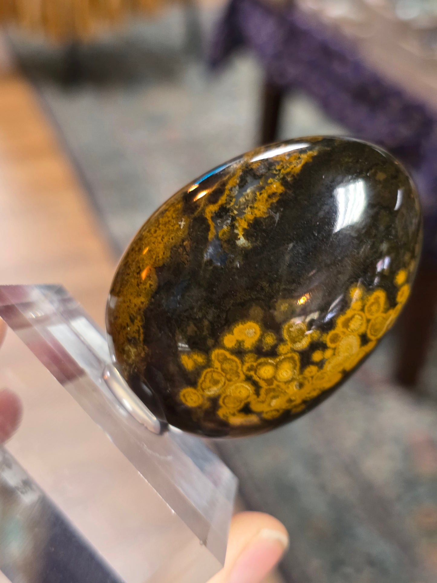 Warring State Agate Egg Carving