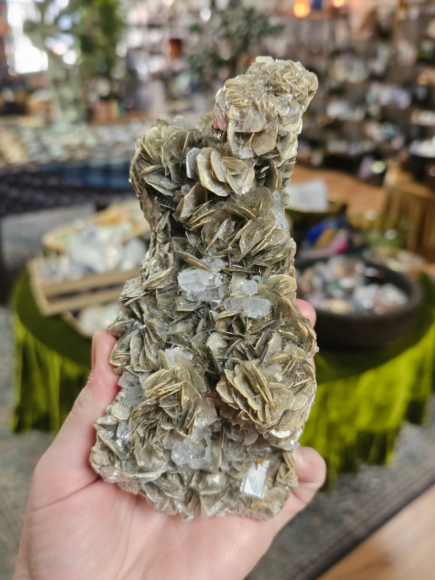 Aquamarine on Muscovite