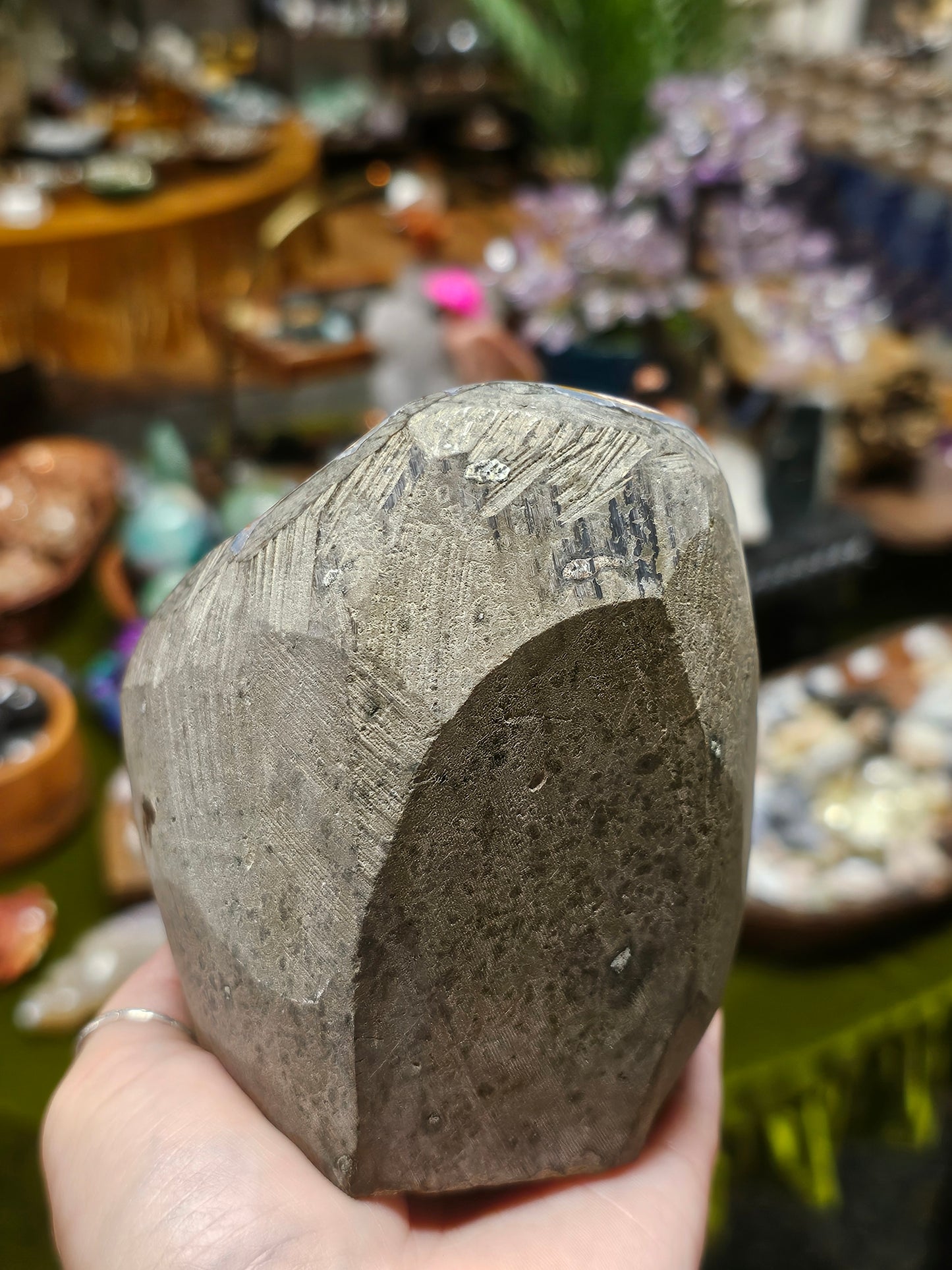 Amethyst Cut base