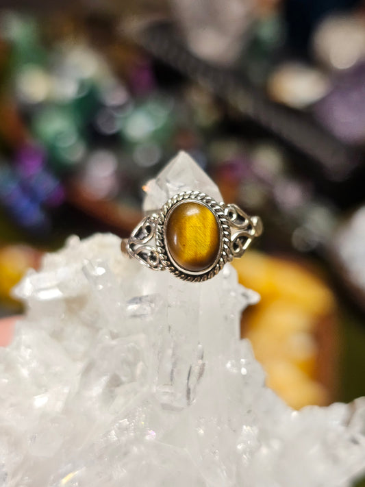 Size 7 Tigers Eye Ring