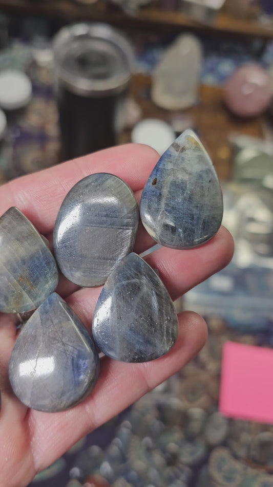 Sapphire Cabochon