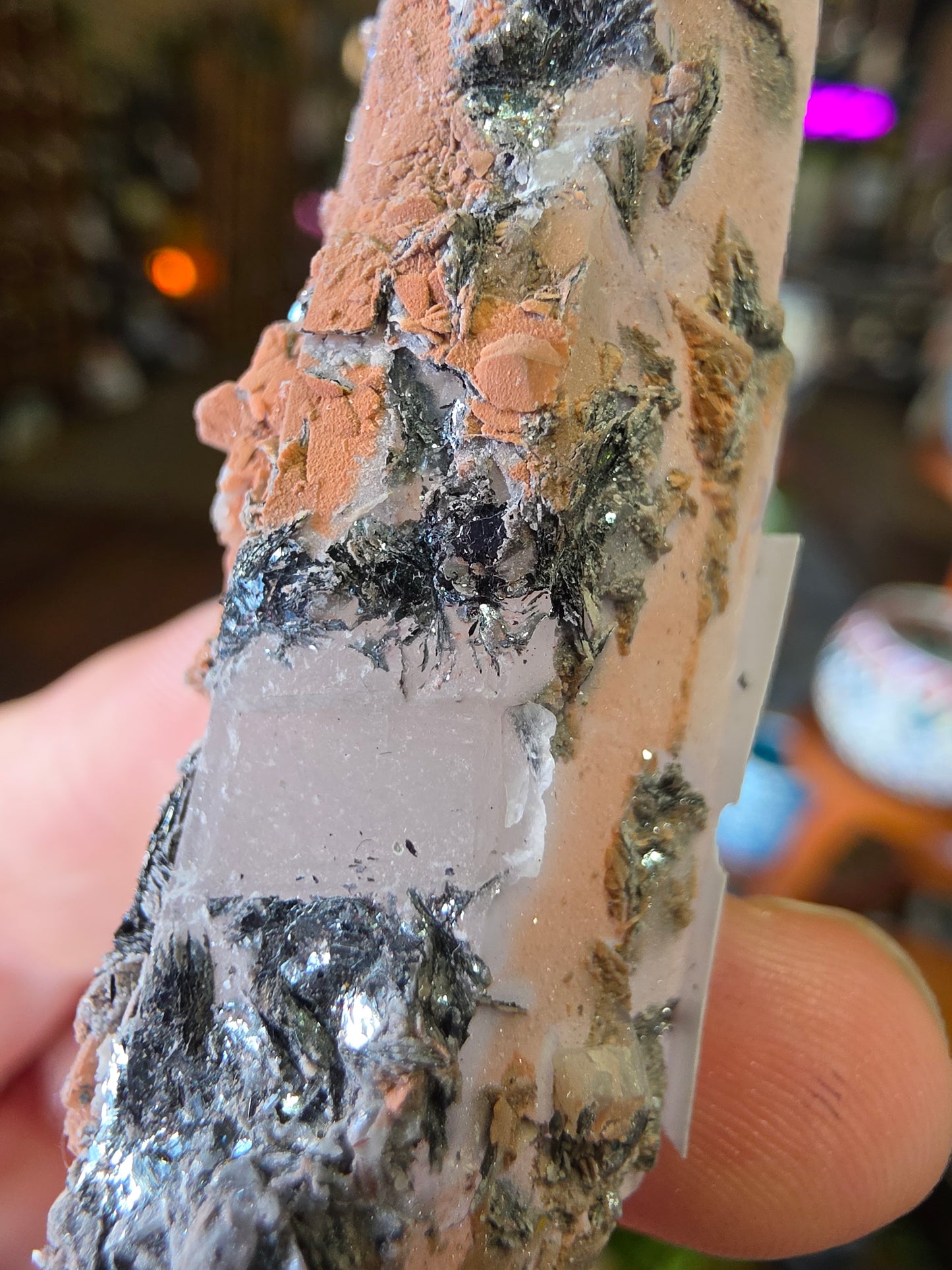Specular Hematite on Quartz