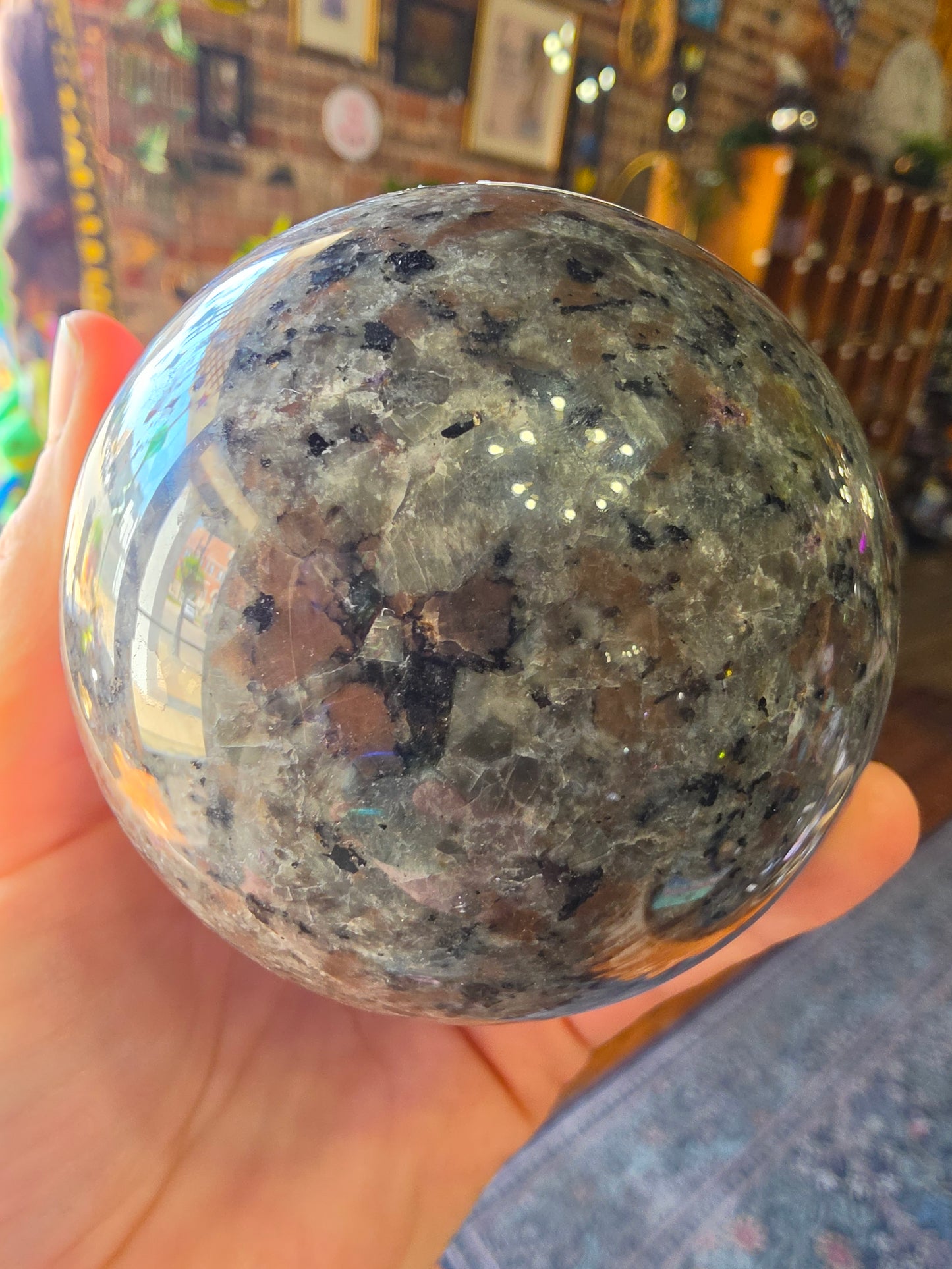 Fluorecent Sodalite Sphere