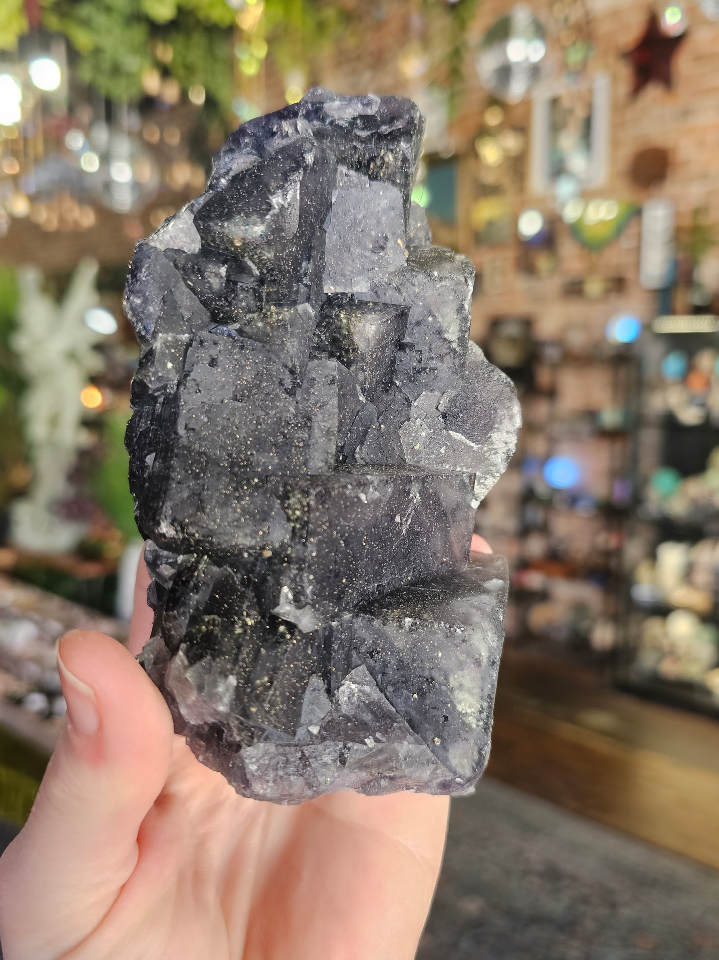 Daylight UV Reactive Fluorite