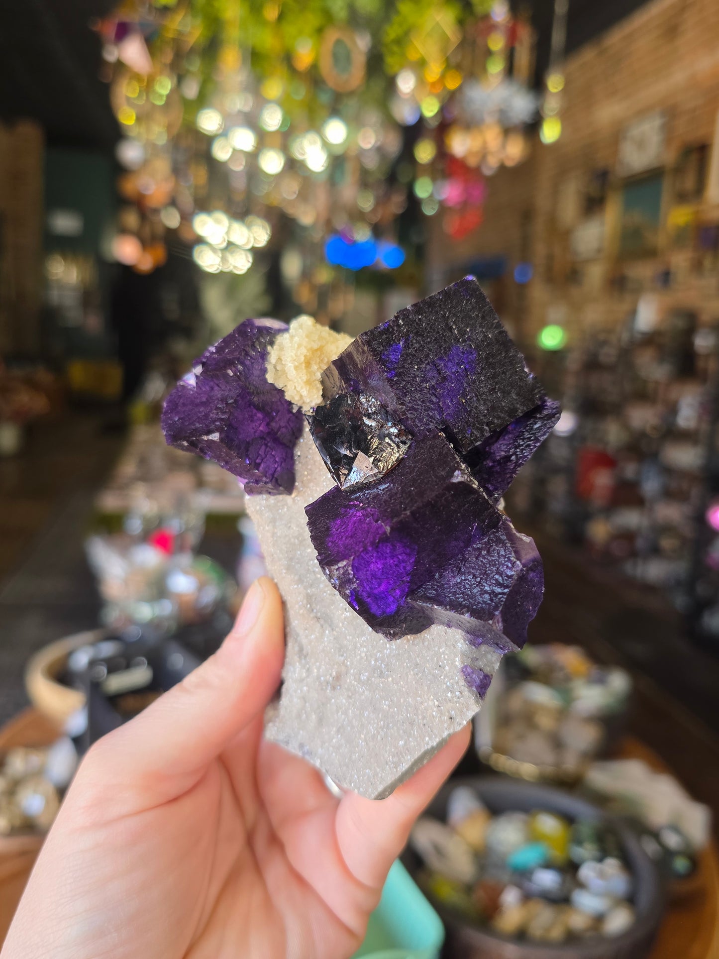 Fluorite, Sphalerite, Barite on Druzy Quartz