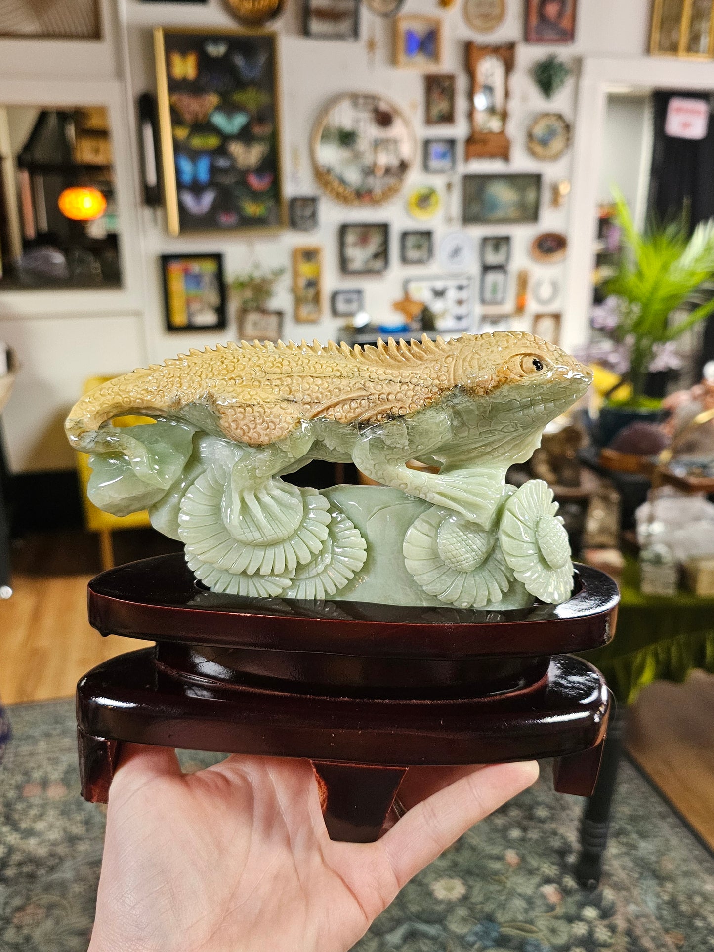 Calcite Iguana