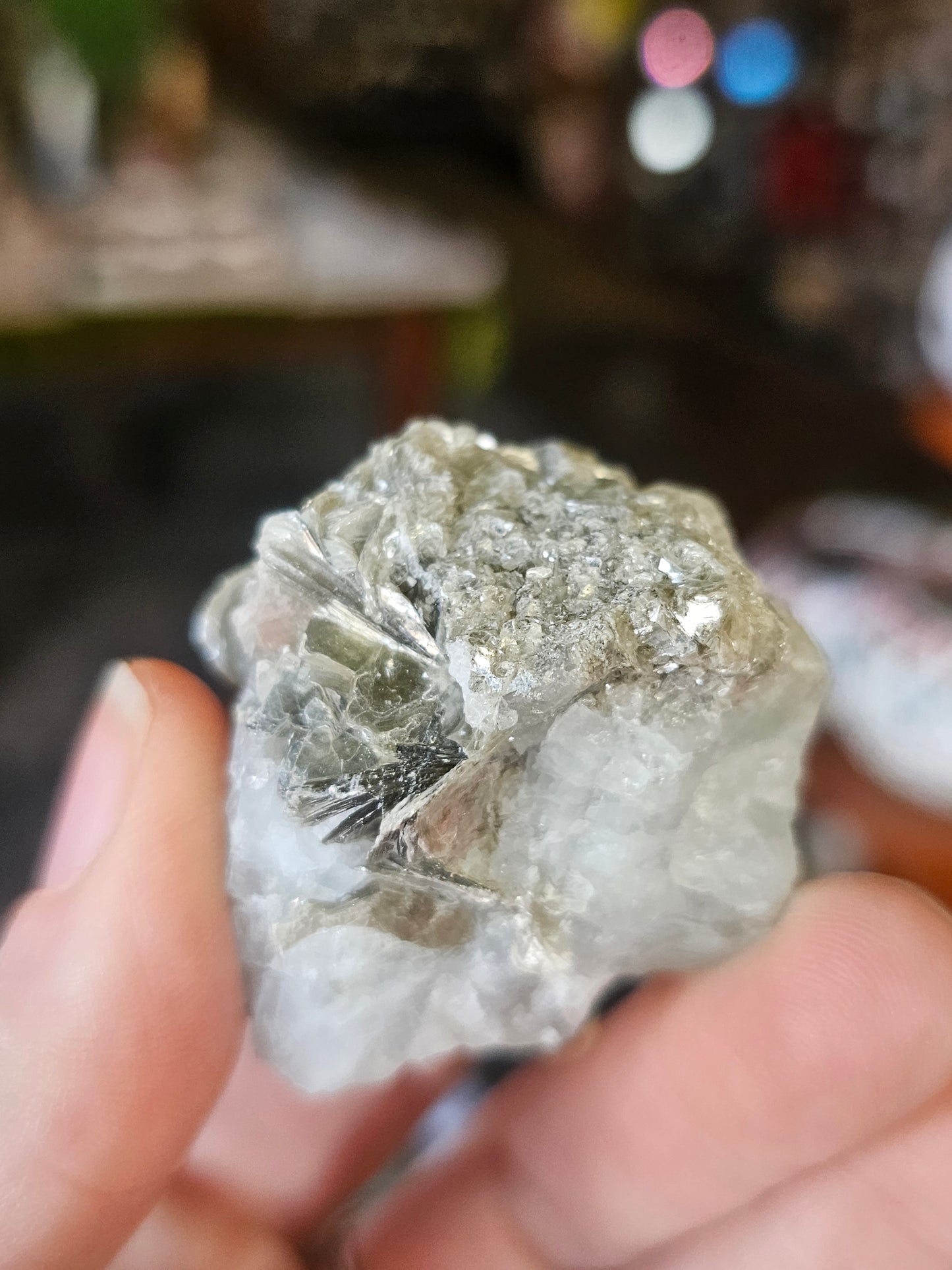 Muscovite on Aquamarine