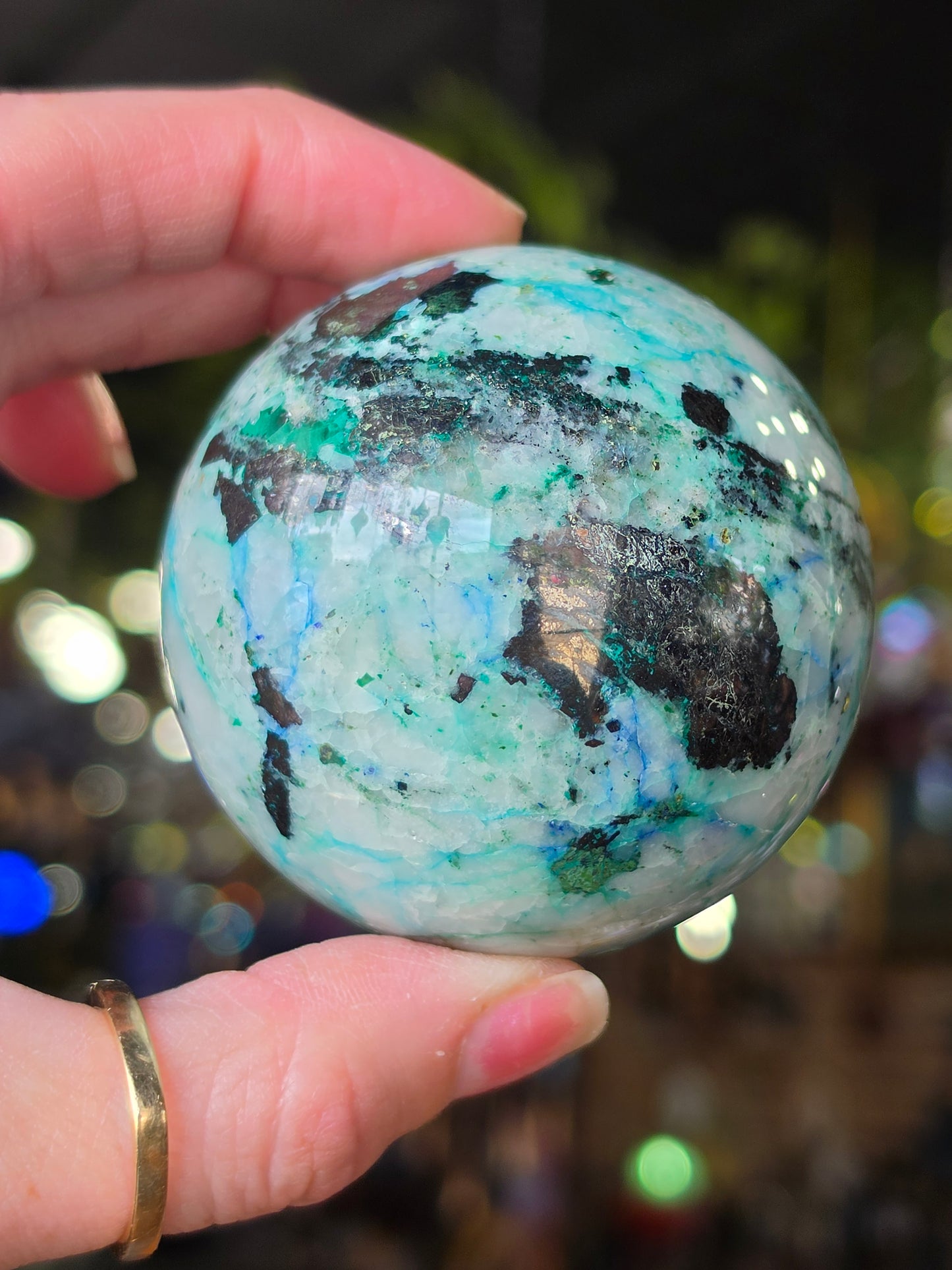 Quantum Quattro Sphere