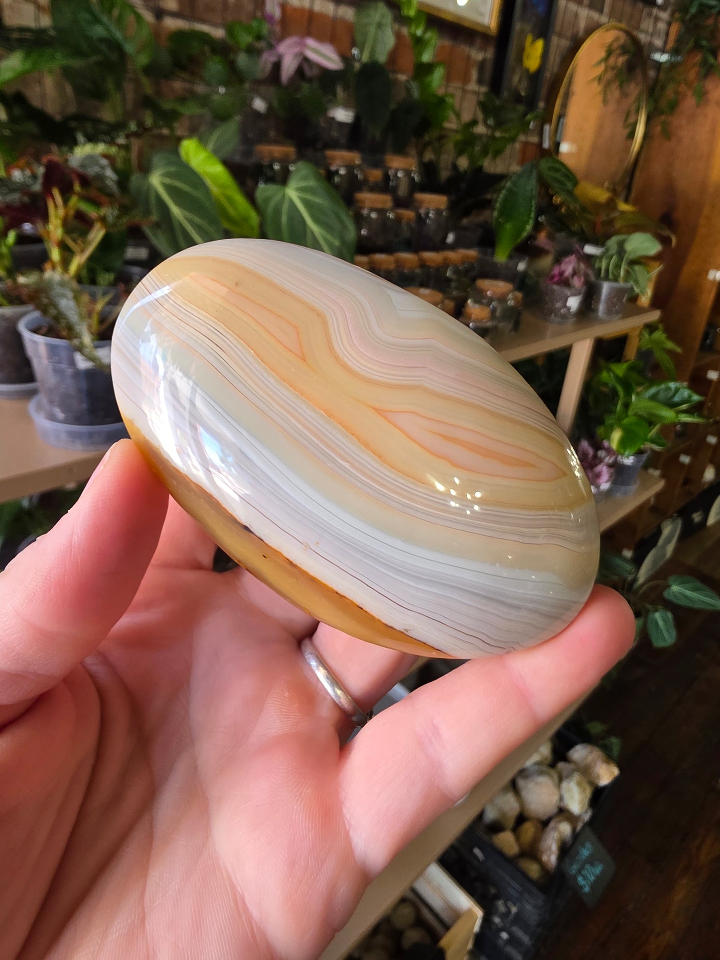 Large Banded Agate Palmstone