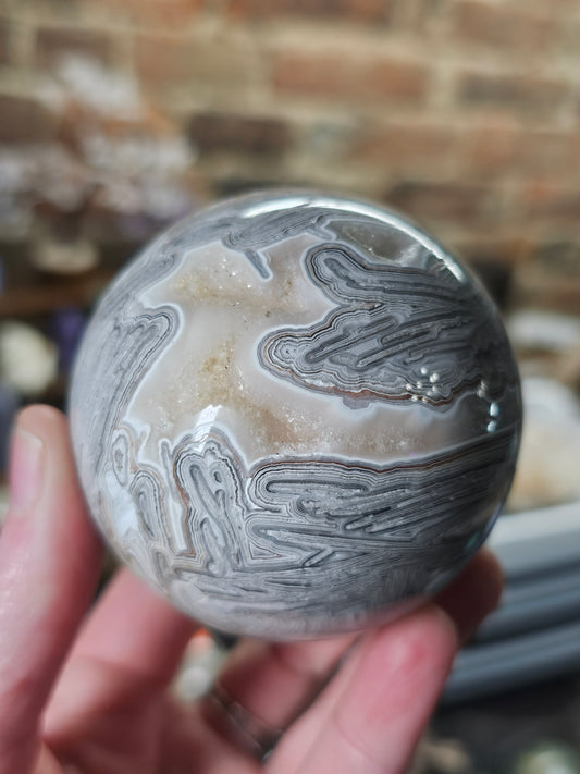 Lattice Lace Agate Sphere