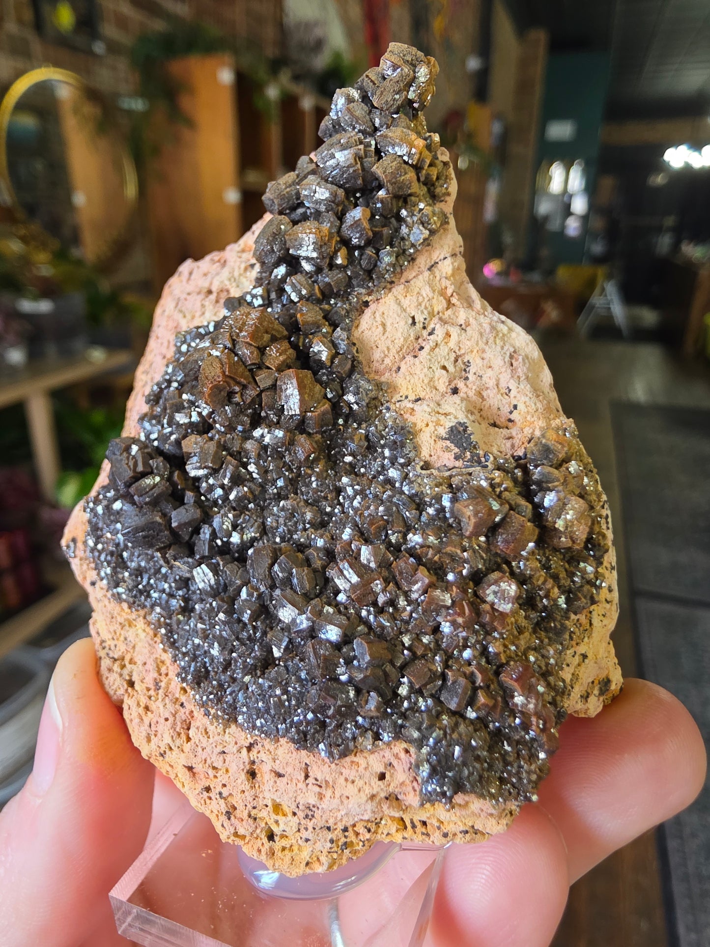 Pyromorphite on Vanadinite