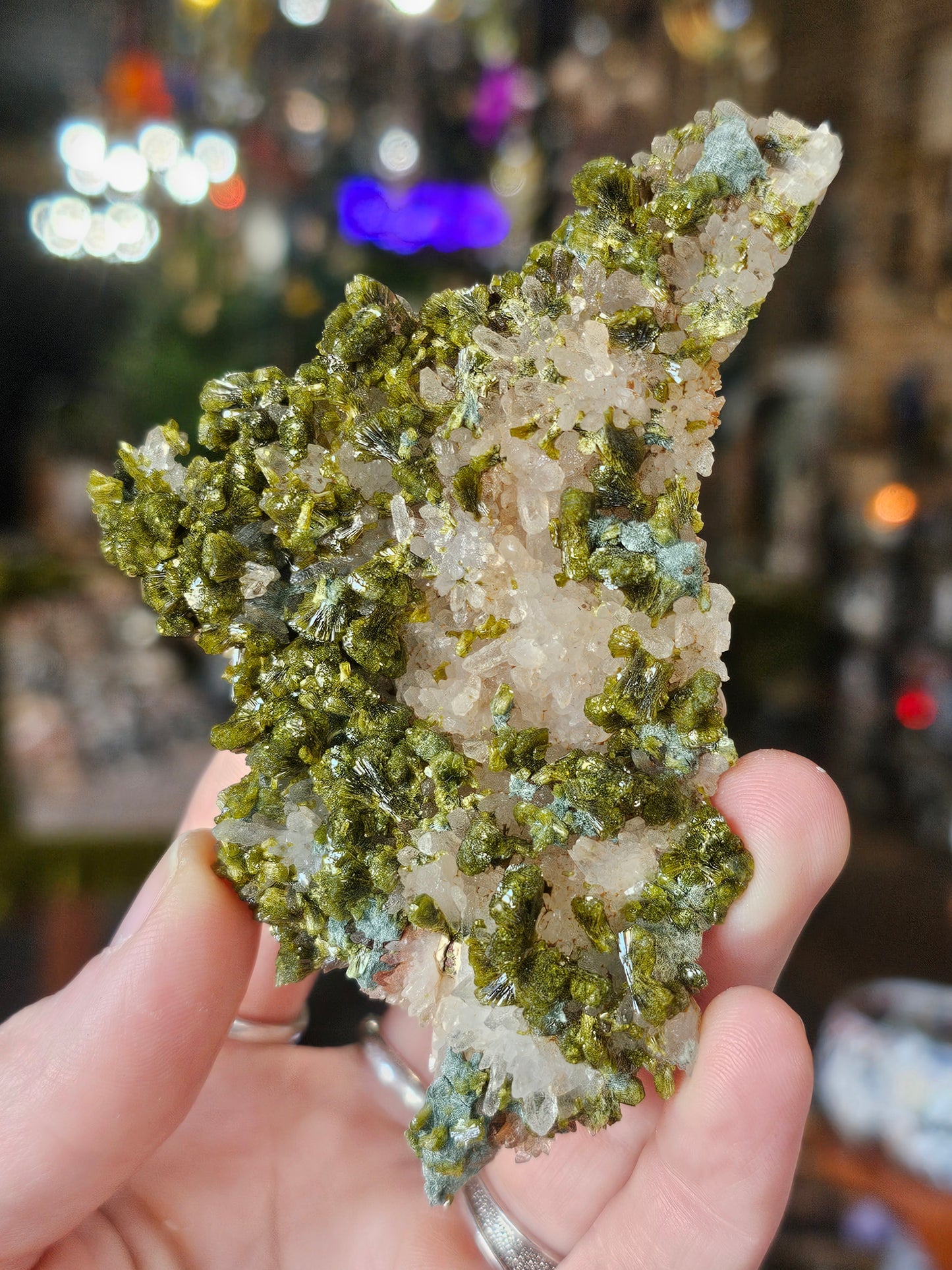 Epidote on Quartz