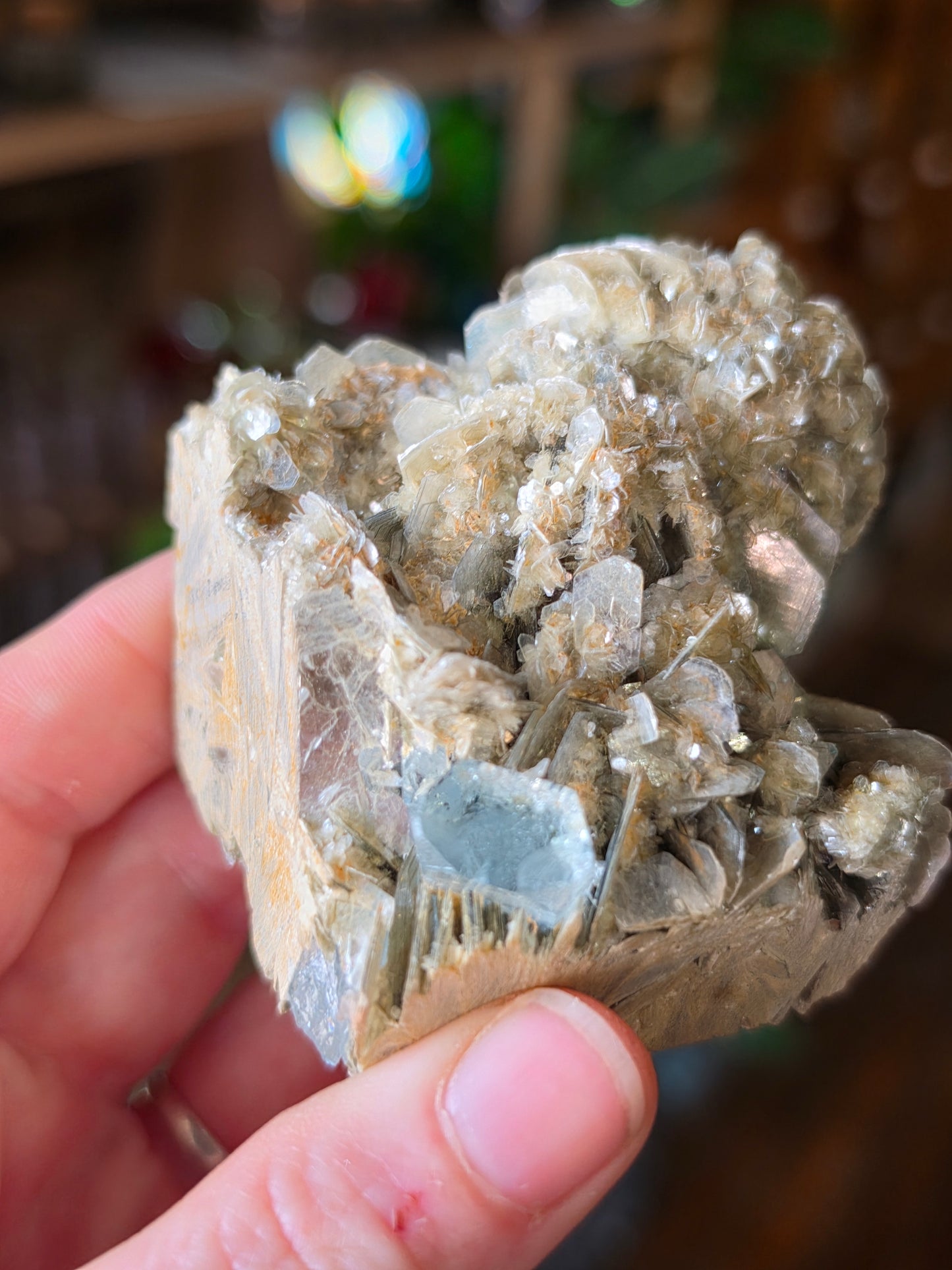 Aquamarine on Muscovite