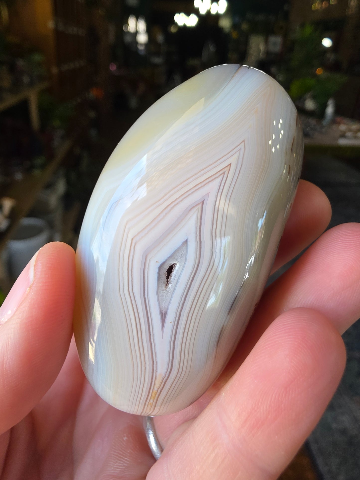 Banded Agate Palmstone