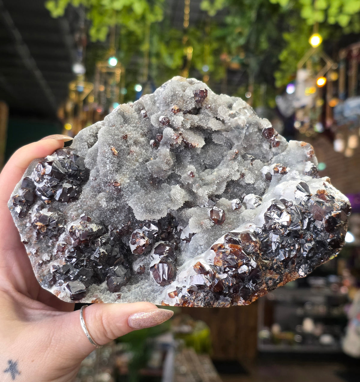 Sphalerite in Druzy Quartz
