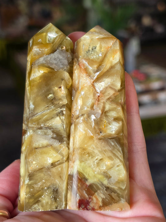 Golden Mica Point