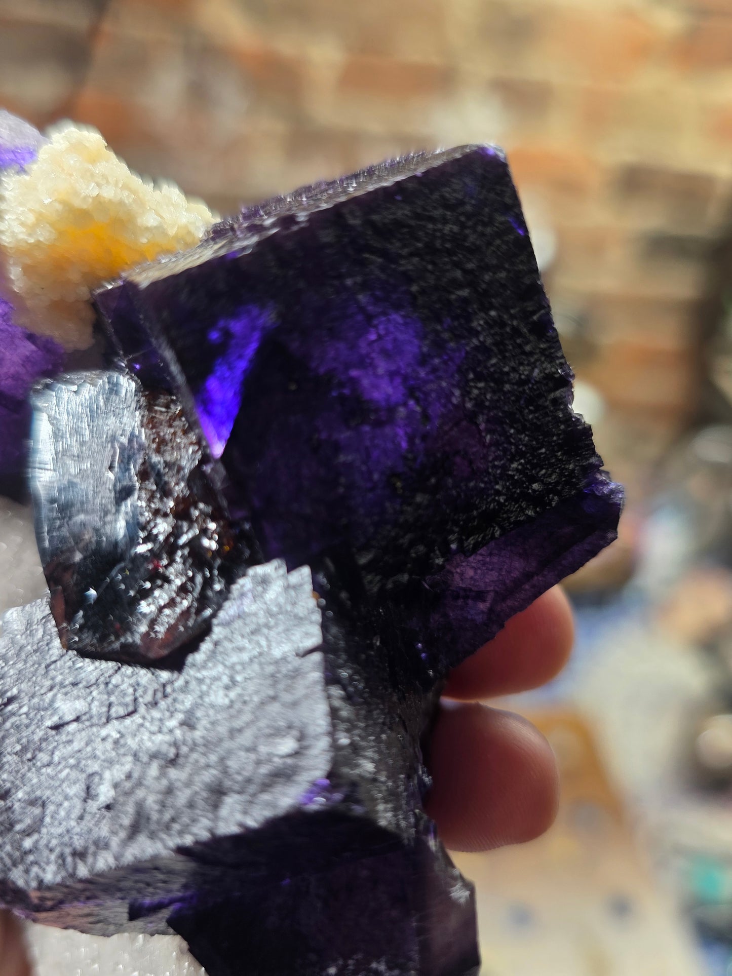 Fluorite, Sphalerite, Barite on Druzy Quartz