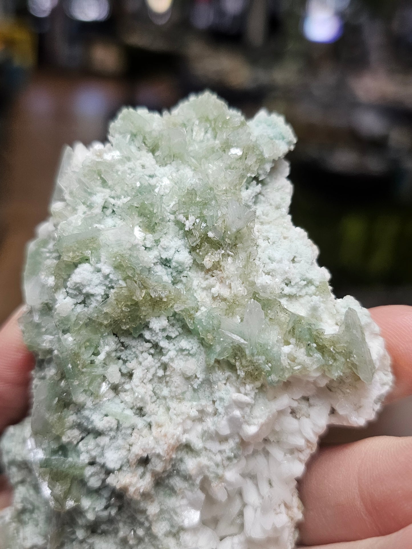 Heulandite, Apophyllite, and Stilbite