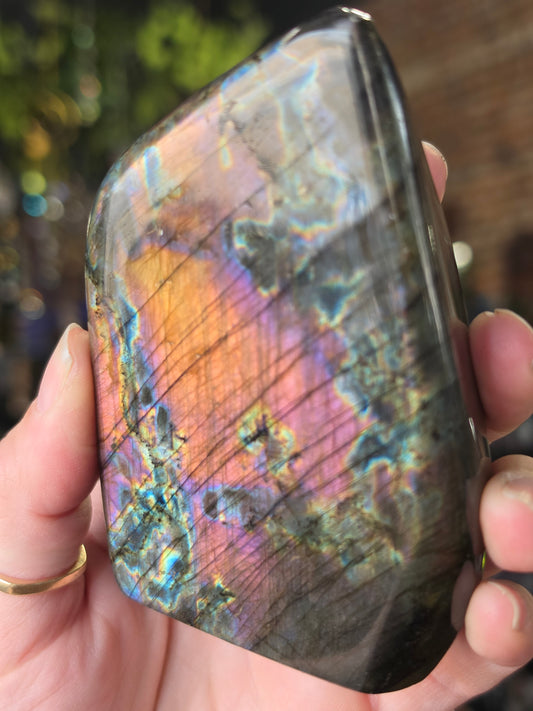 Labradorite Freefrom