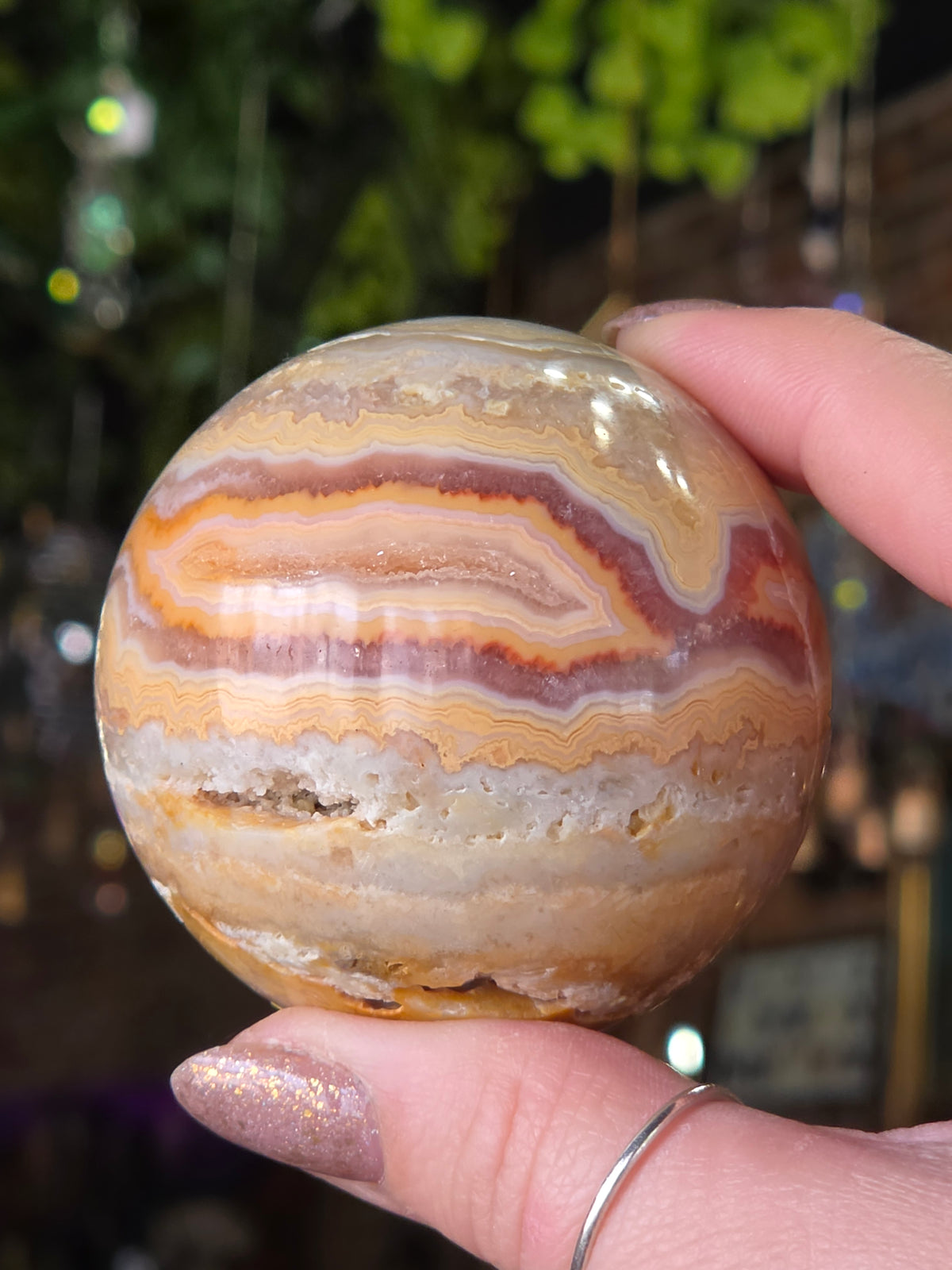 Jave Lace Agate Sphere