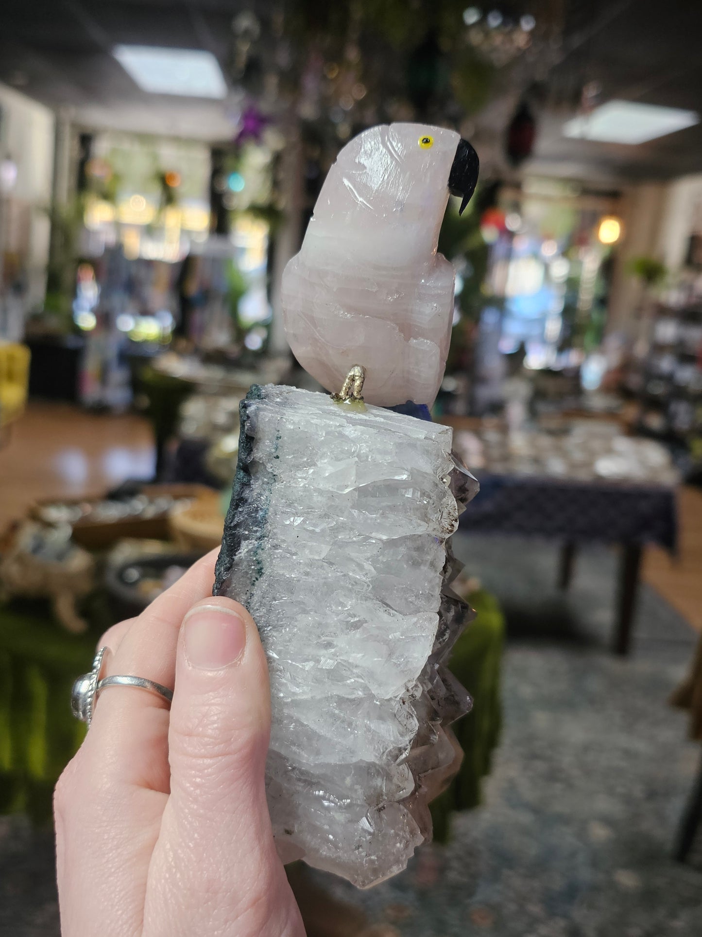 Bird Carving on Included Quartz Cutbase