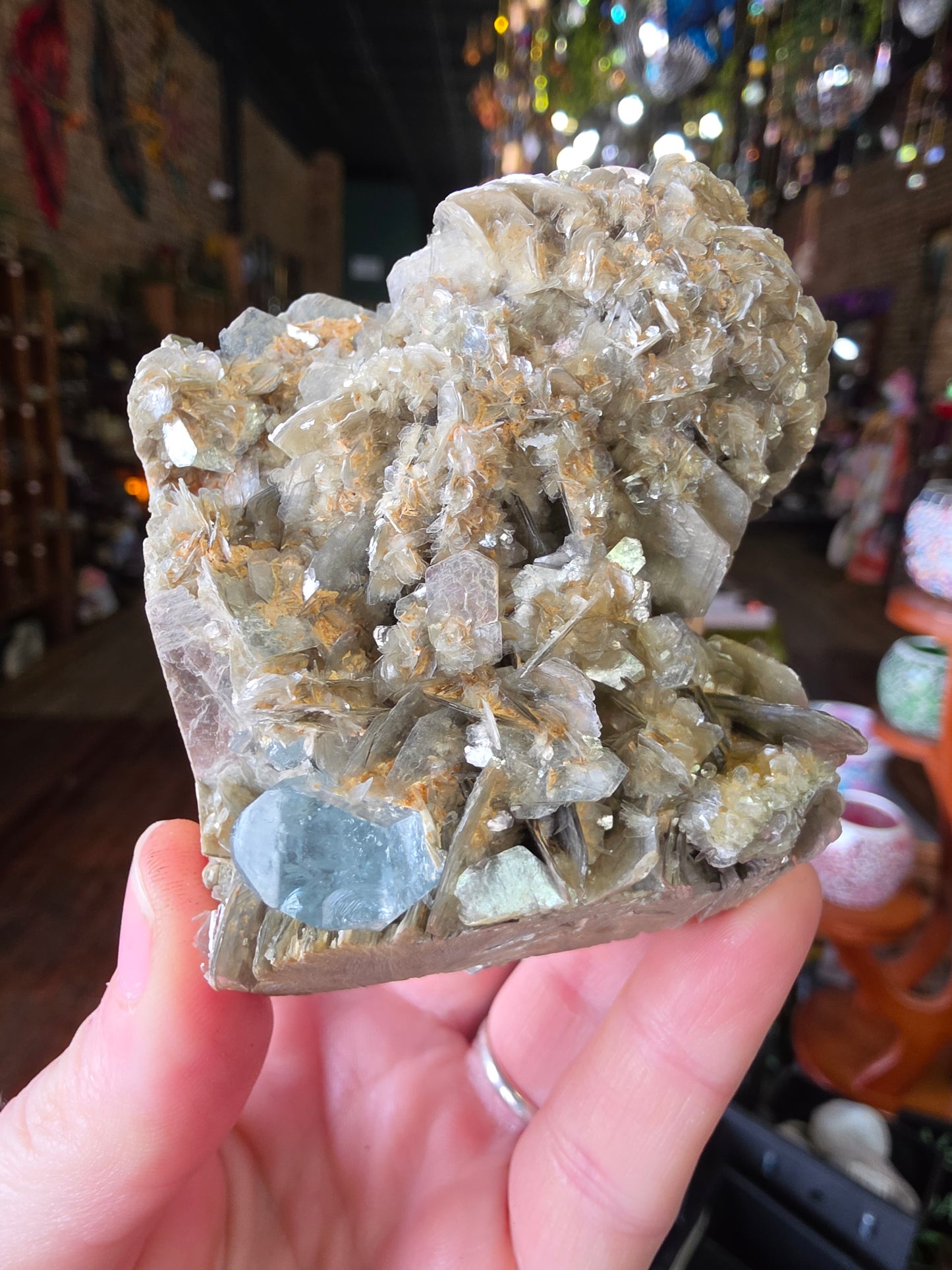 Aquamarine on Muscovite