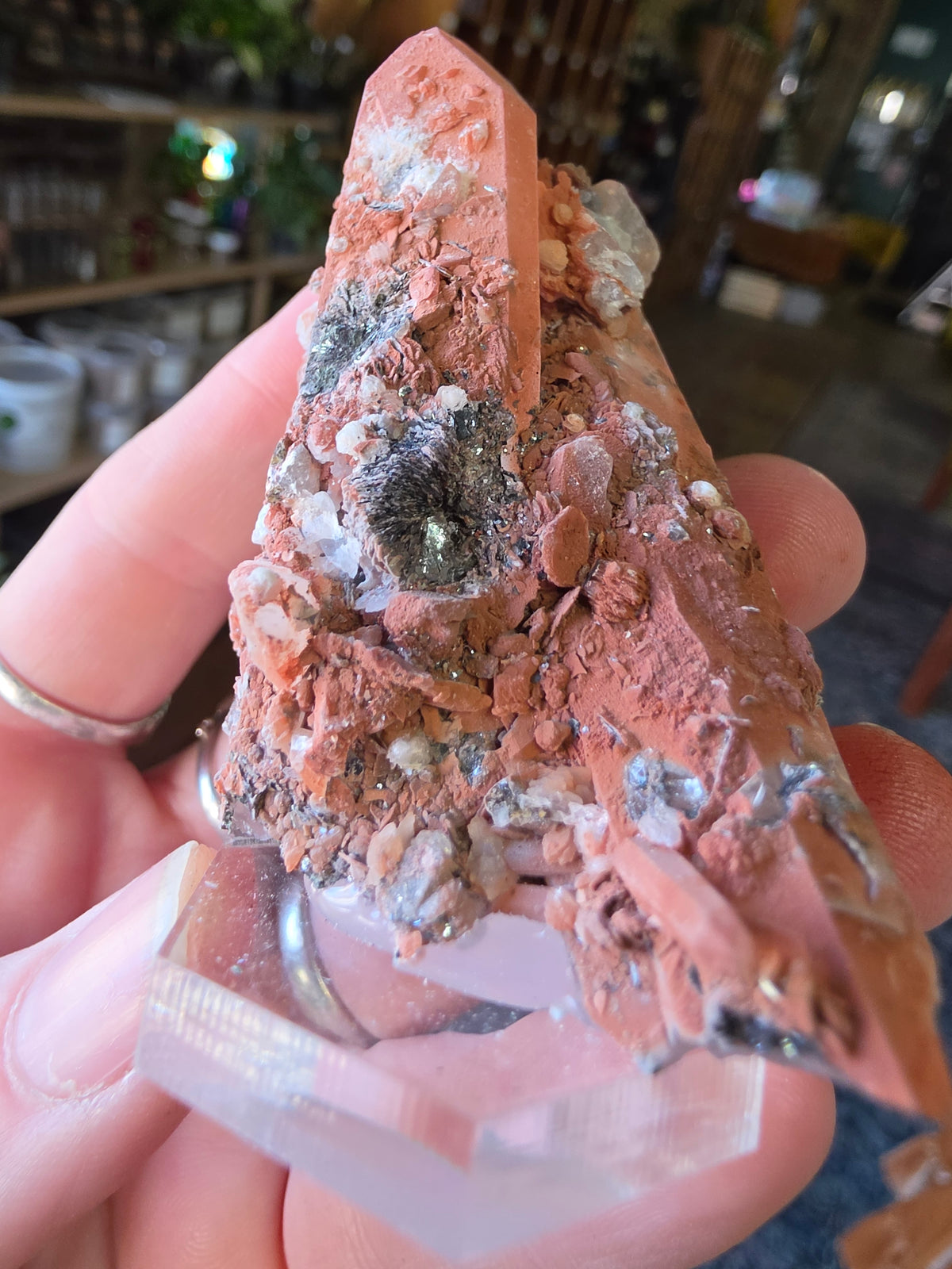 Specular Hematite on Quartz