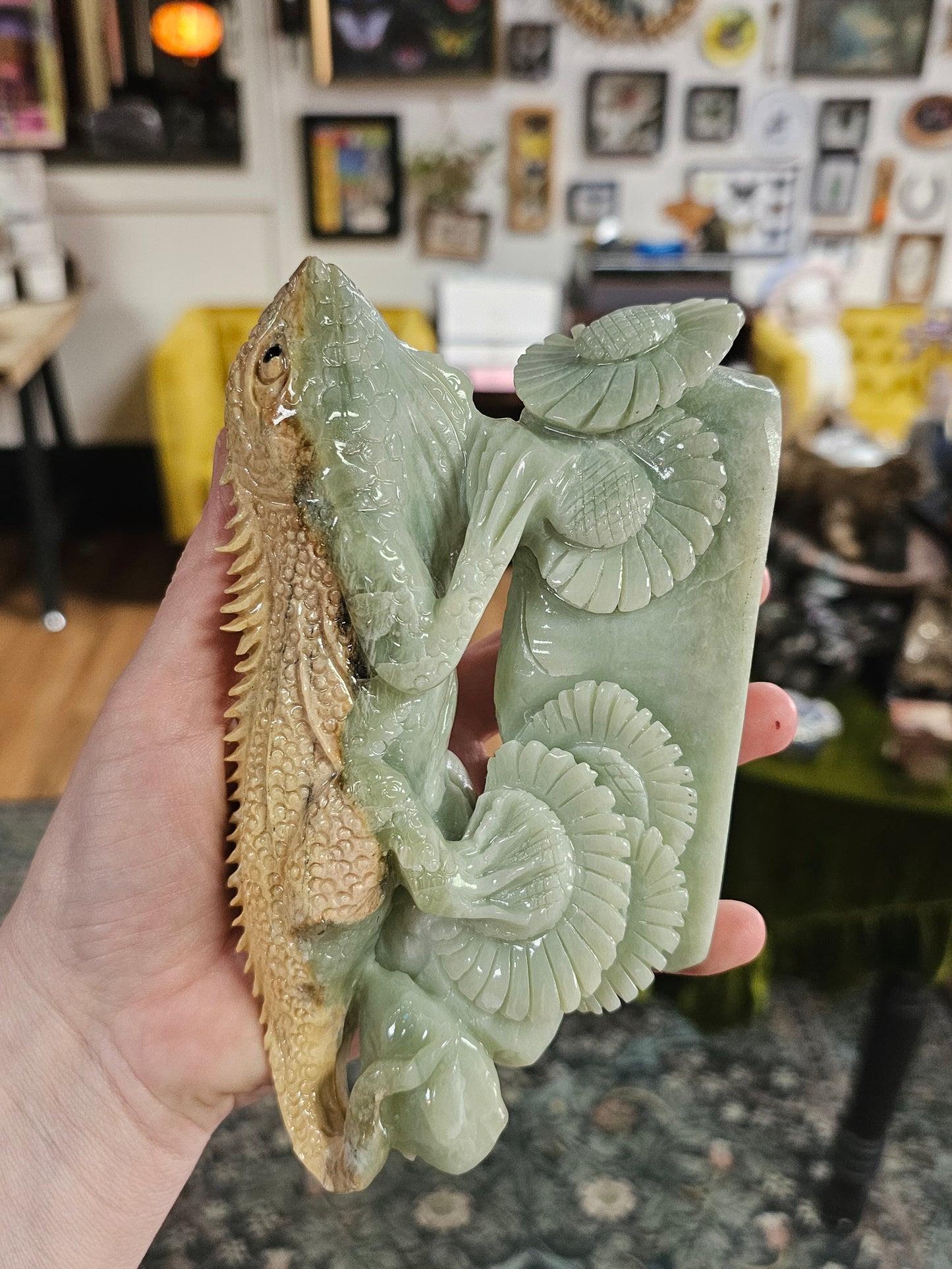 Calcite Iguana