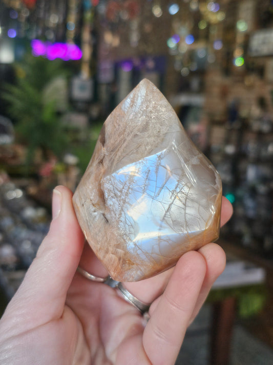 Peach Moonstone Flame