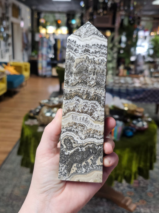 Dendritic Calcite Tower