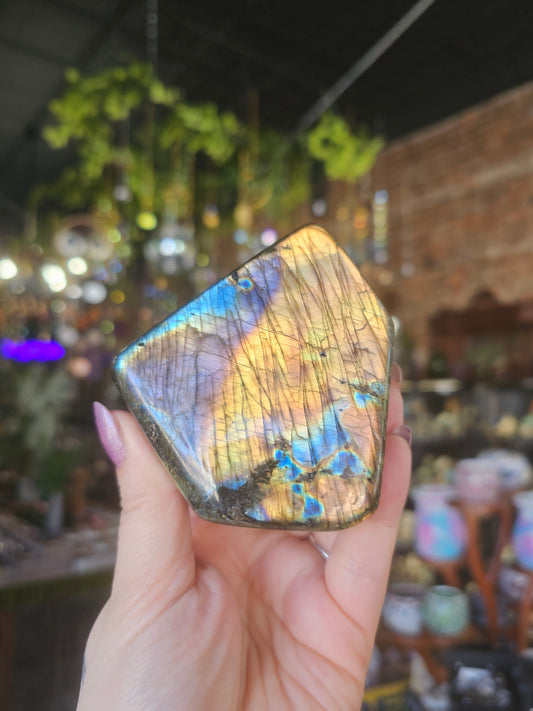 Labradorite Free form
