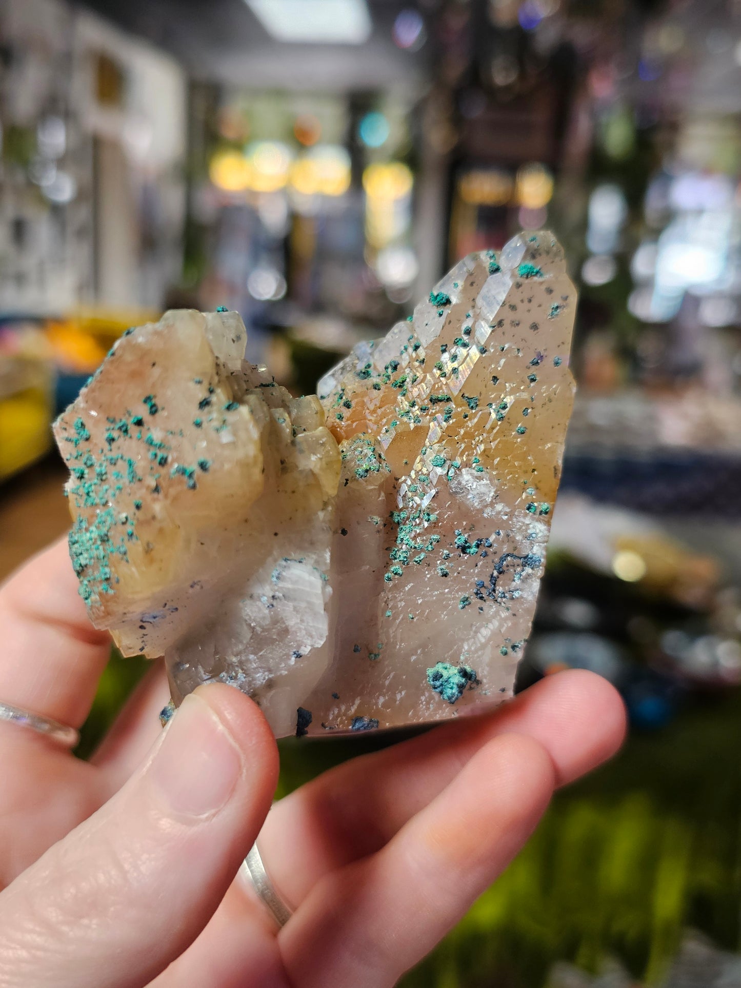 Malachite on Calcite