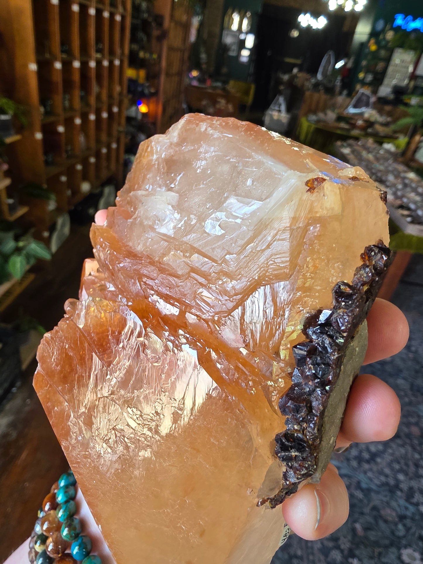 Sphalerite on Calcite